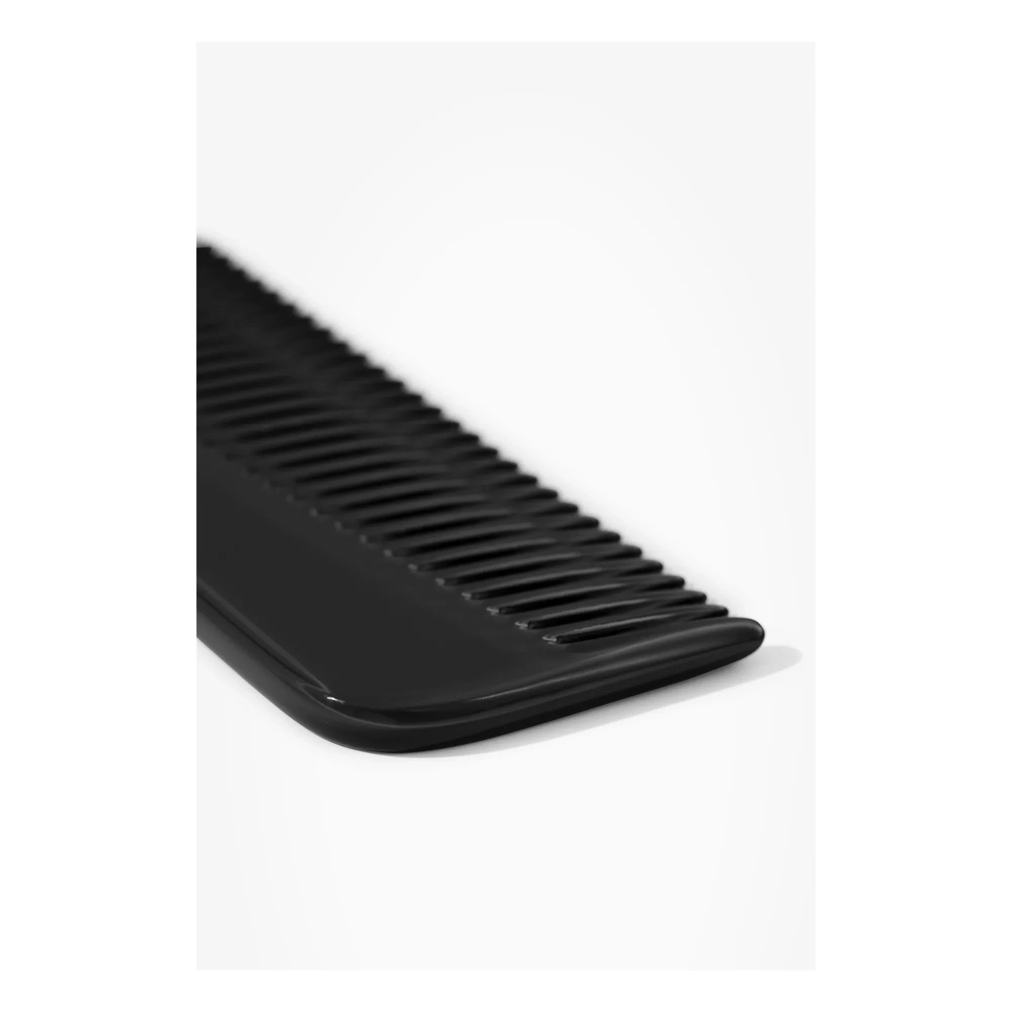 Nuori - Fine Hair Comb | Black