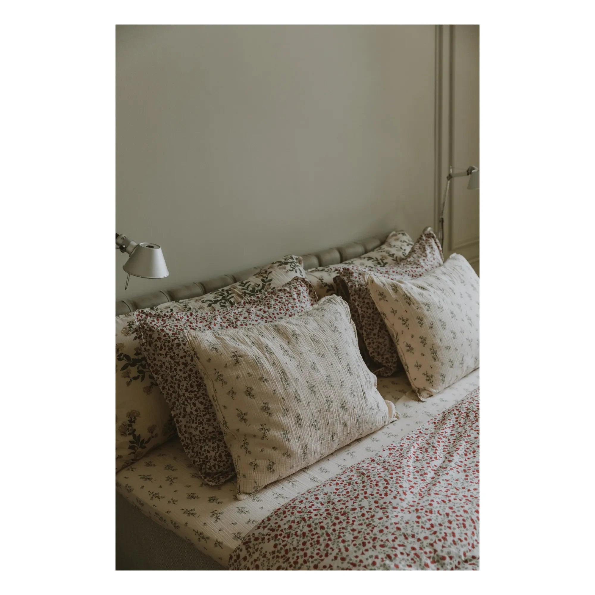 garbo&friends - Bluebell Cotton Muslin Fitted Sheet | Cream