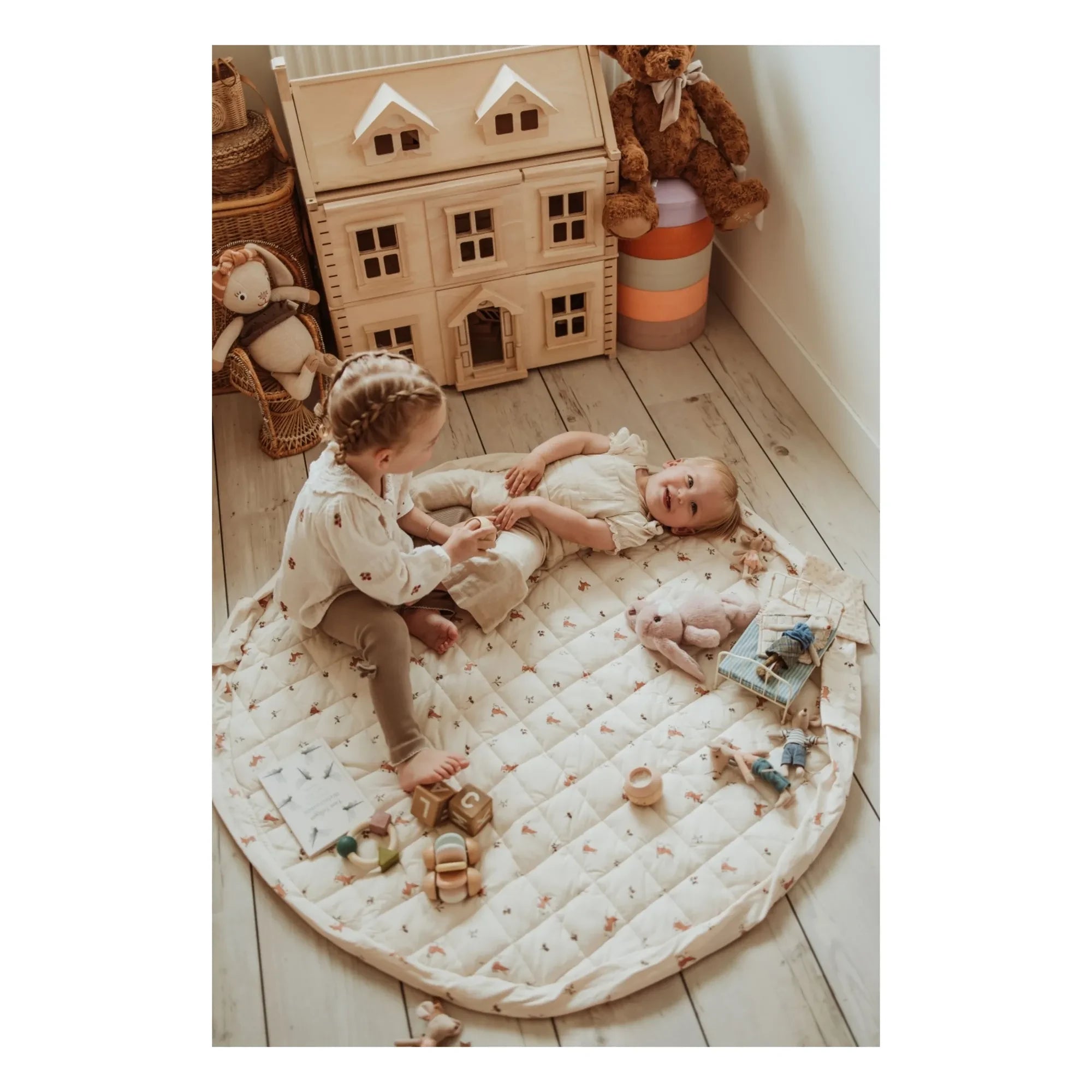 Play and Go - Noomad Bag / Play Mat - Bunnies | Nude