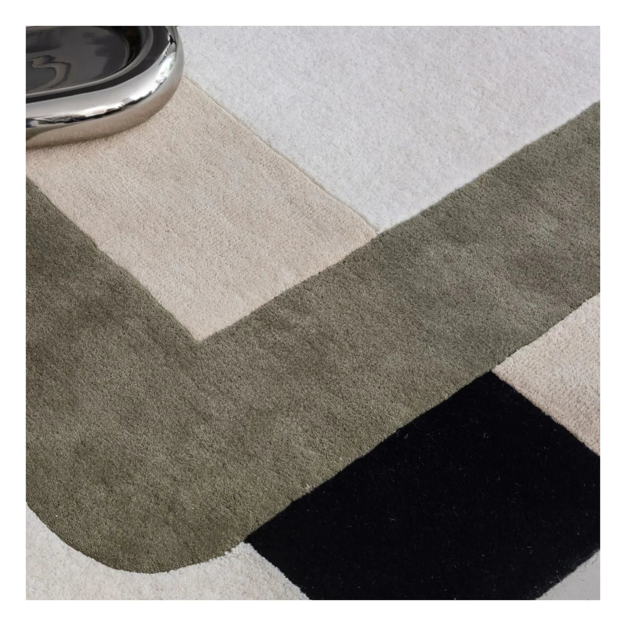 Edito - Wool Rug Padlock | Beige