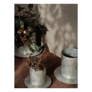 Ferm Living - Auran saksı | Gümüş