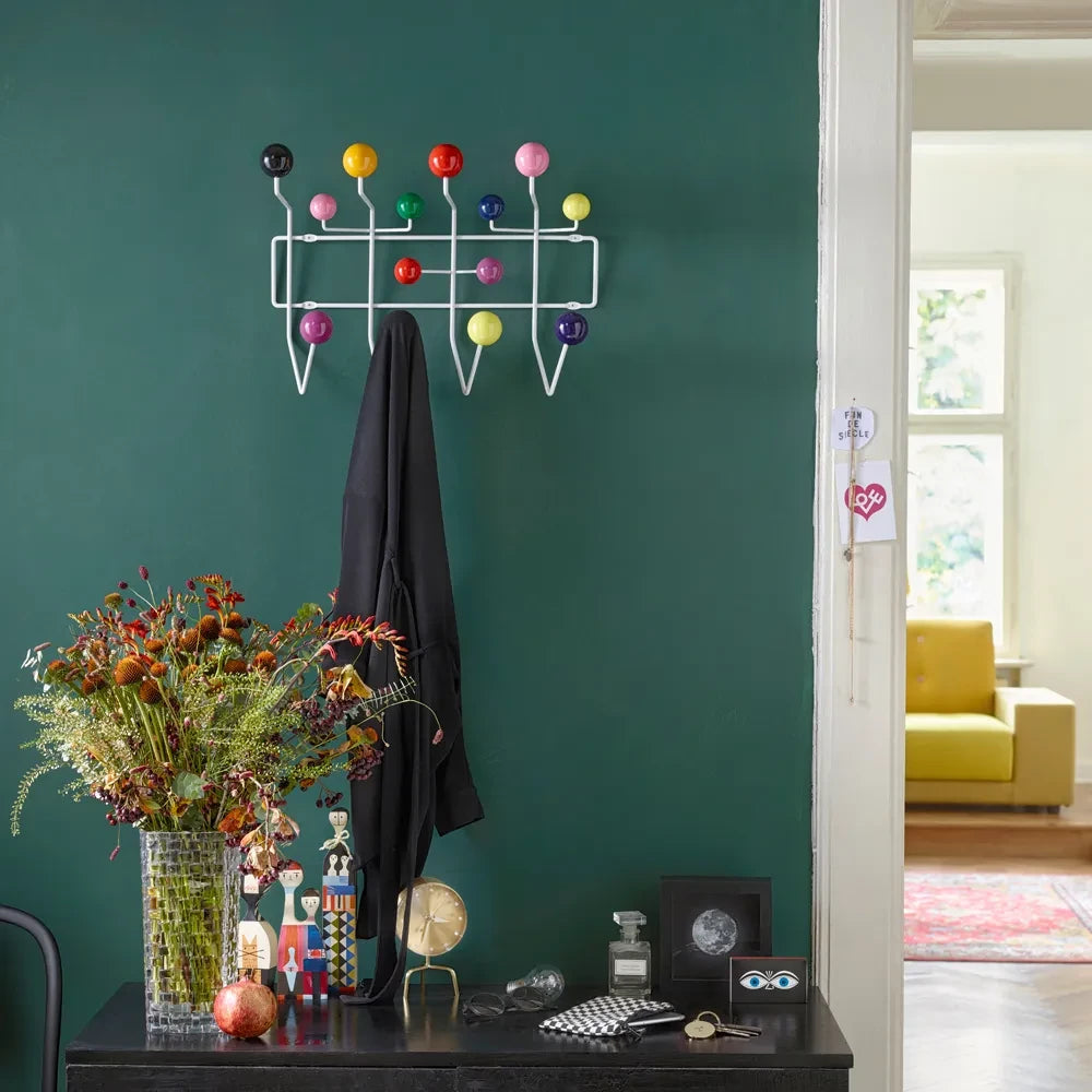 Vitra - Hang it all Charles & Ray Eames, 1953 | Walnut