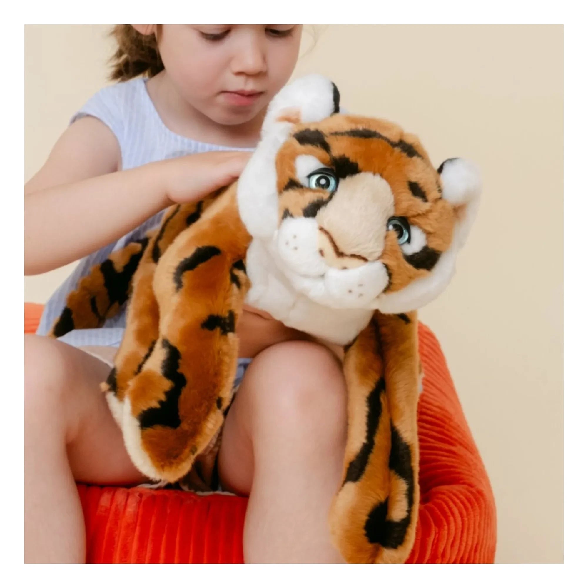 La Pelucherie - César Tiger Plush 35 cm | Orange