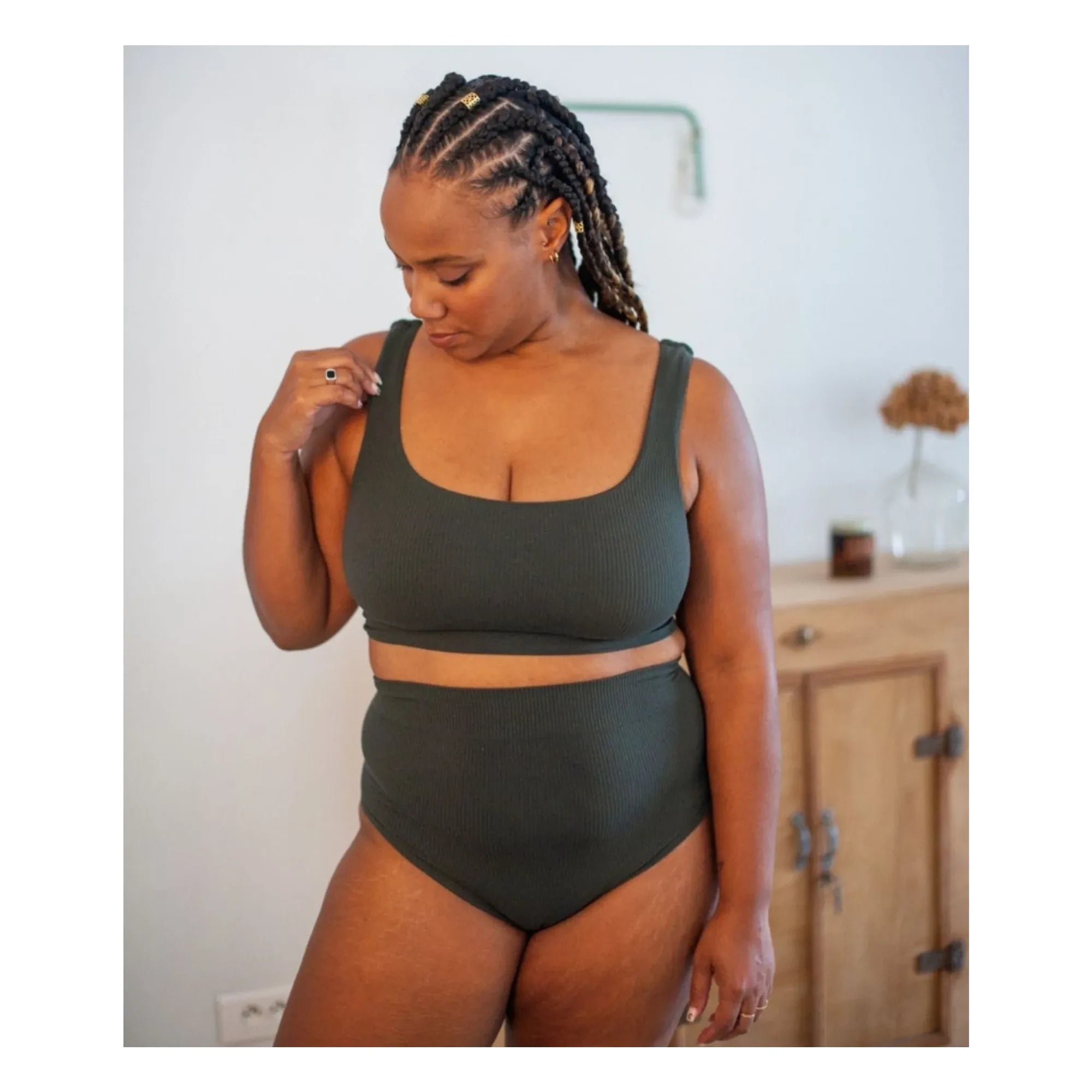 Mama Hangs - Everyday Bra | Olive