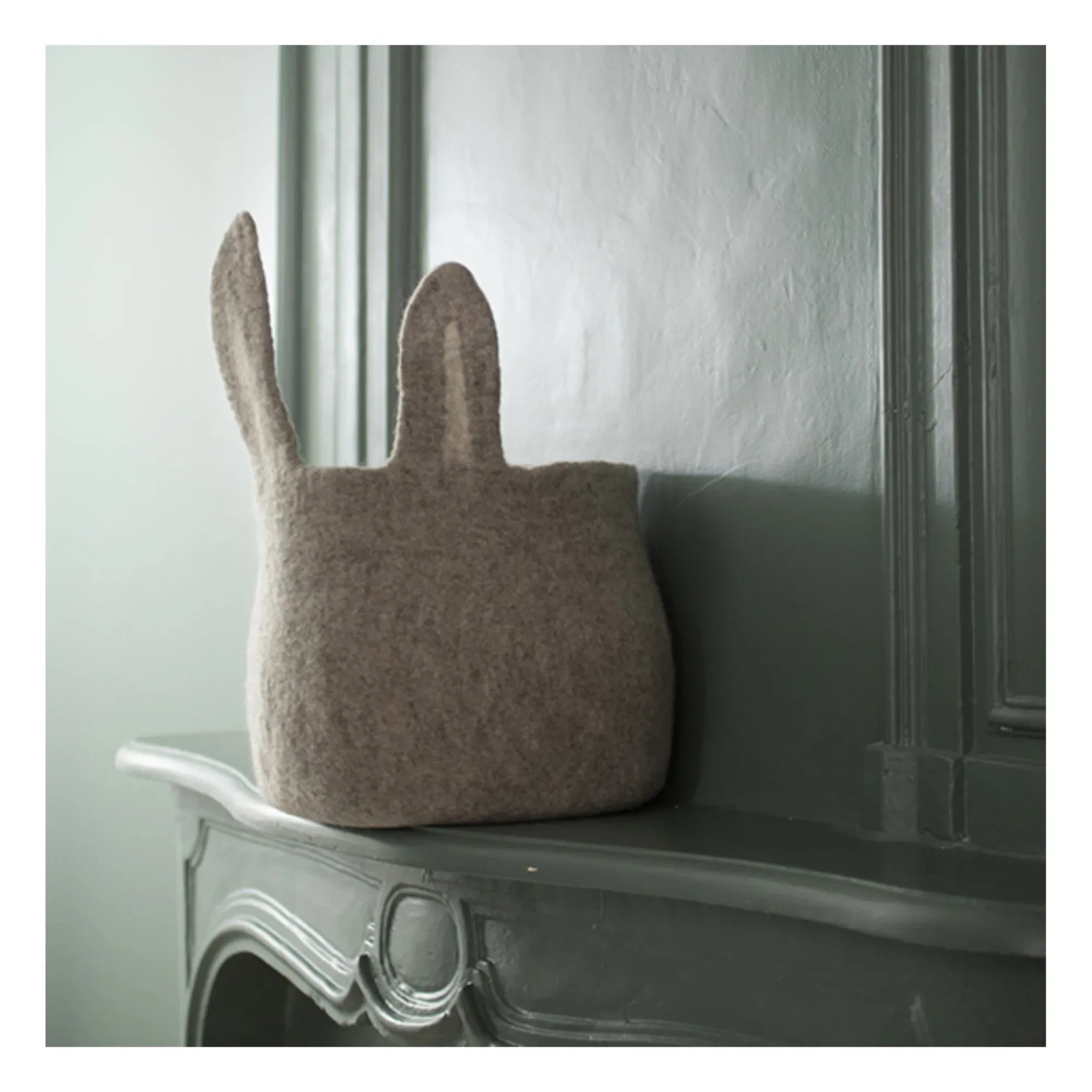 Muskhane - Pasu Rabbit Felt Basket | Light grey