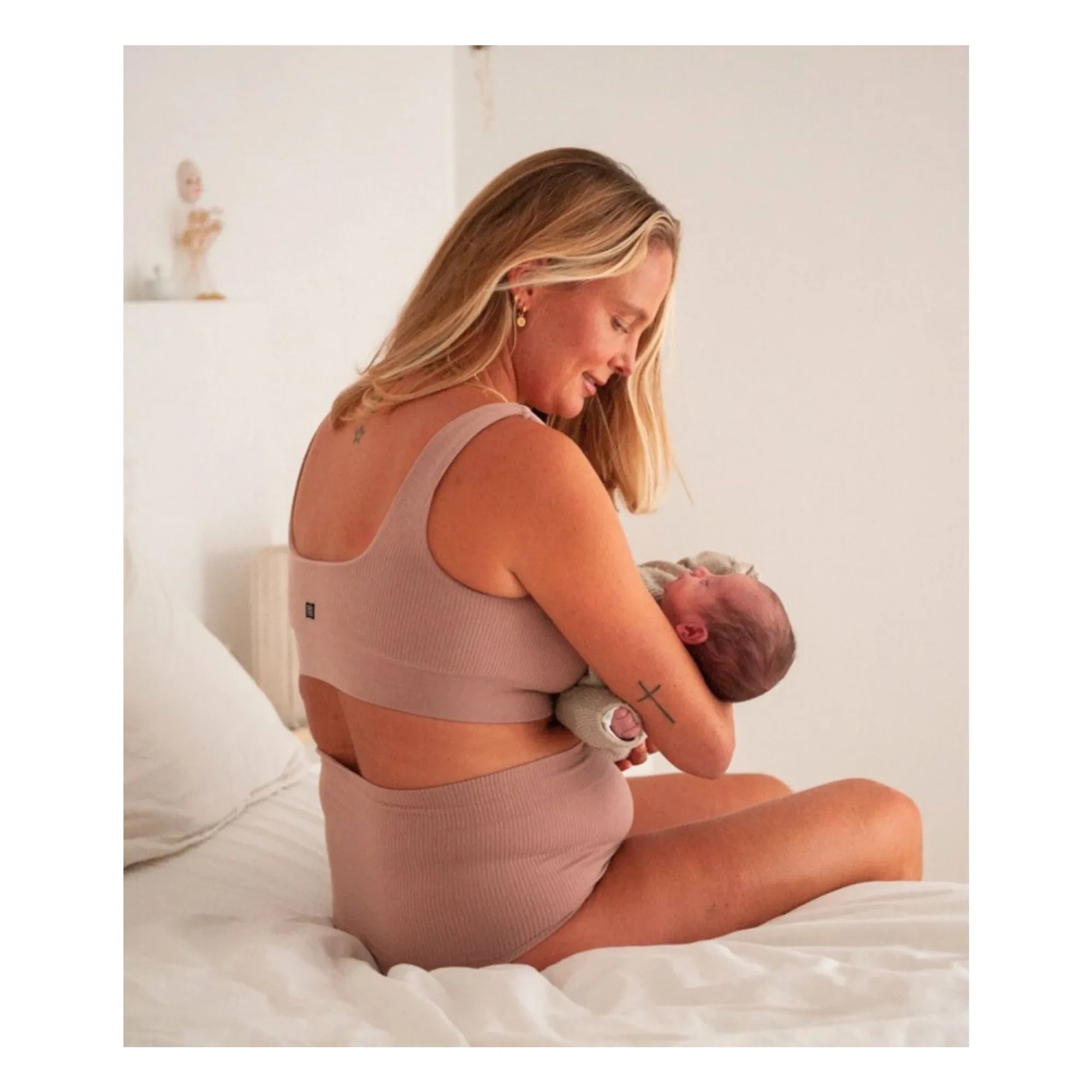 Mama Hangs - Daily Bra | Terracotta