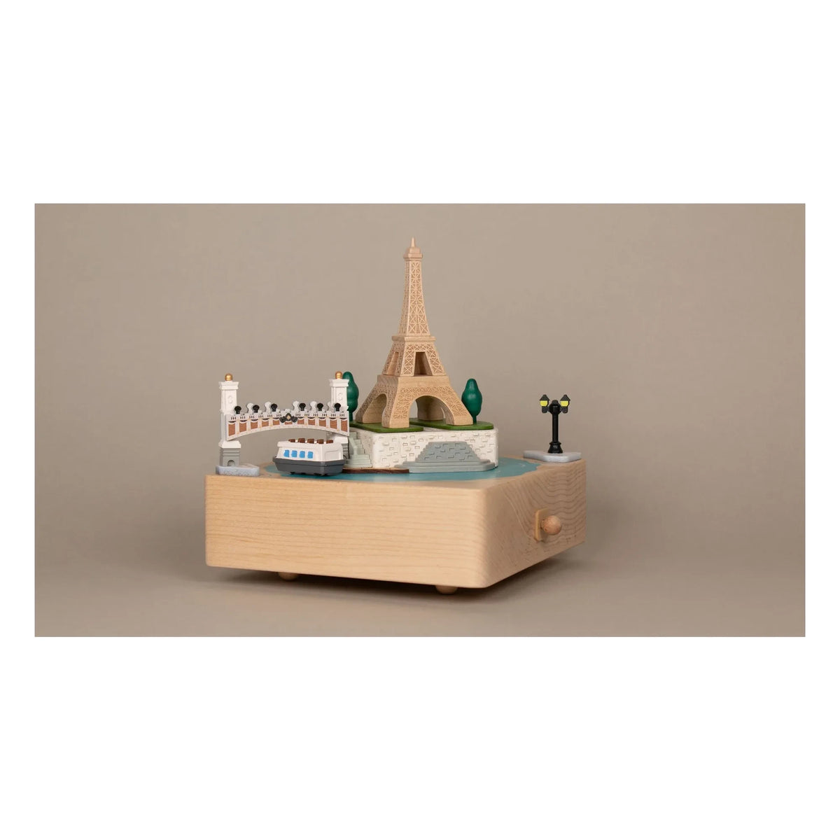 Wooderful life - Eiffel Tower jukebox