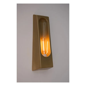 Violaine d'Harcourt - Alcove Wall Lamp | Sallow Green