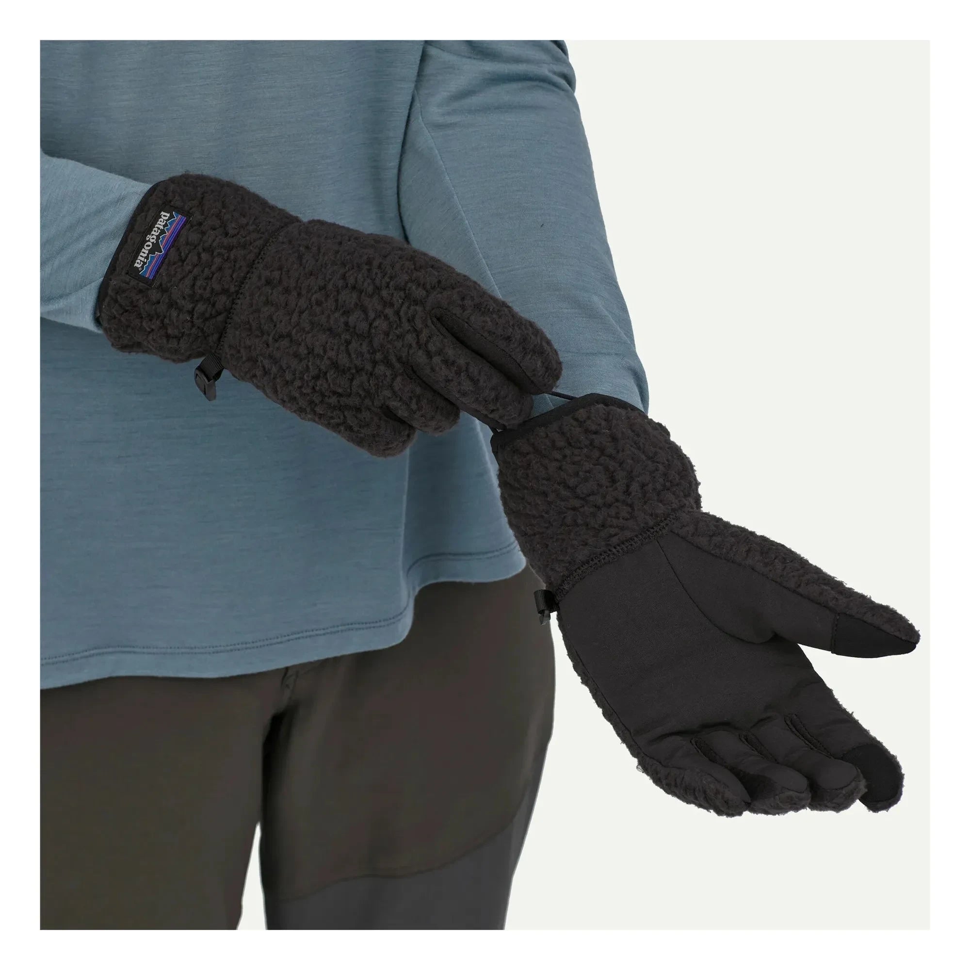 Patagonia - Retro Fleece Recycled Fiber Gloves | Black