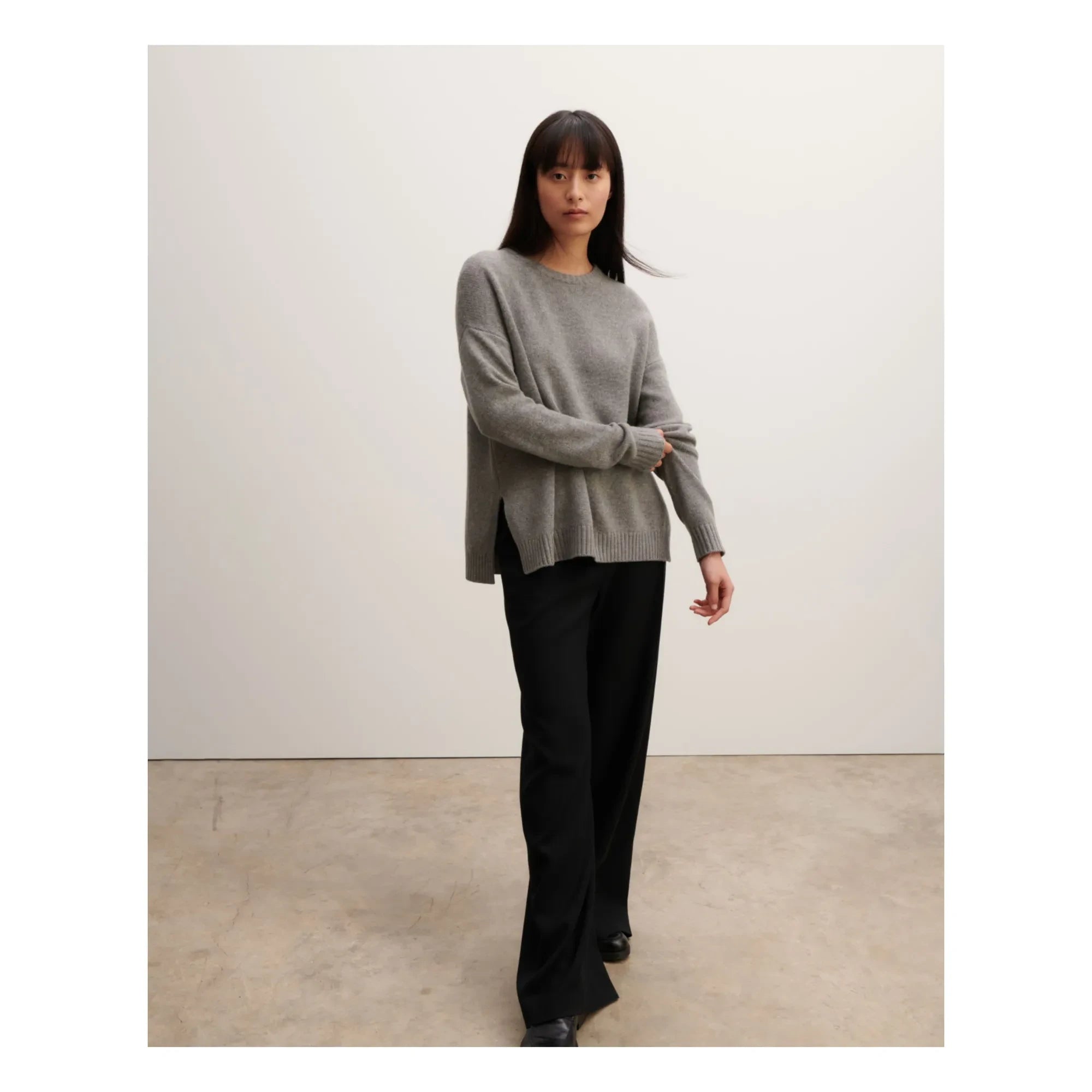 Bompard - Round Neck Cashmere Sweater | Gray