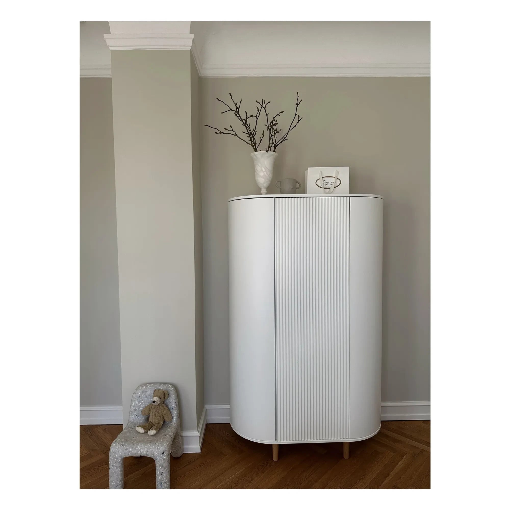 KAS Kopenhagen - Kai wardrobe | White