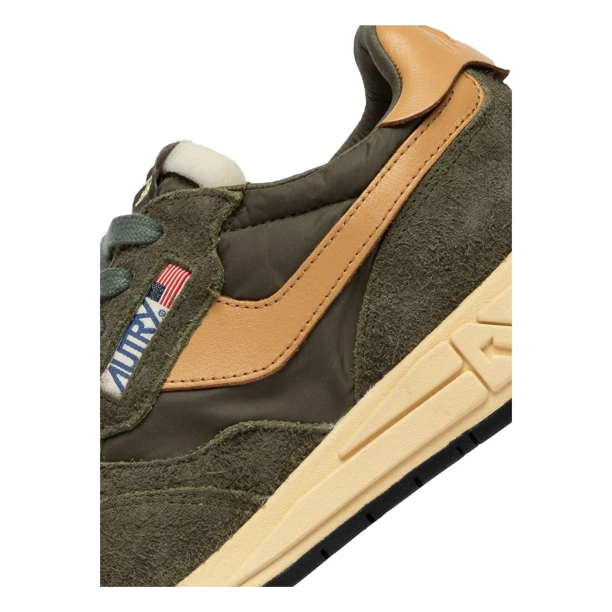Autry - Reelwind Low Bicolore Suede Sneakers | Khaki