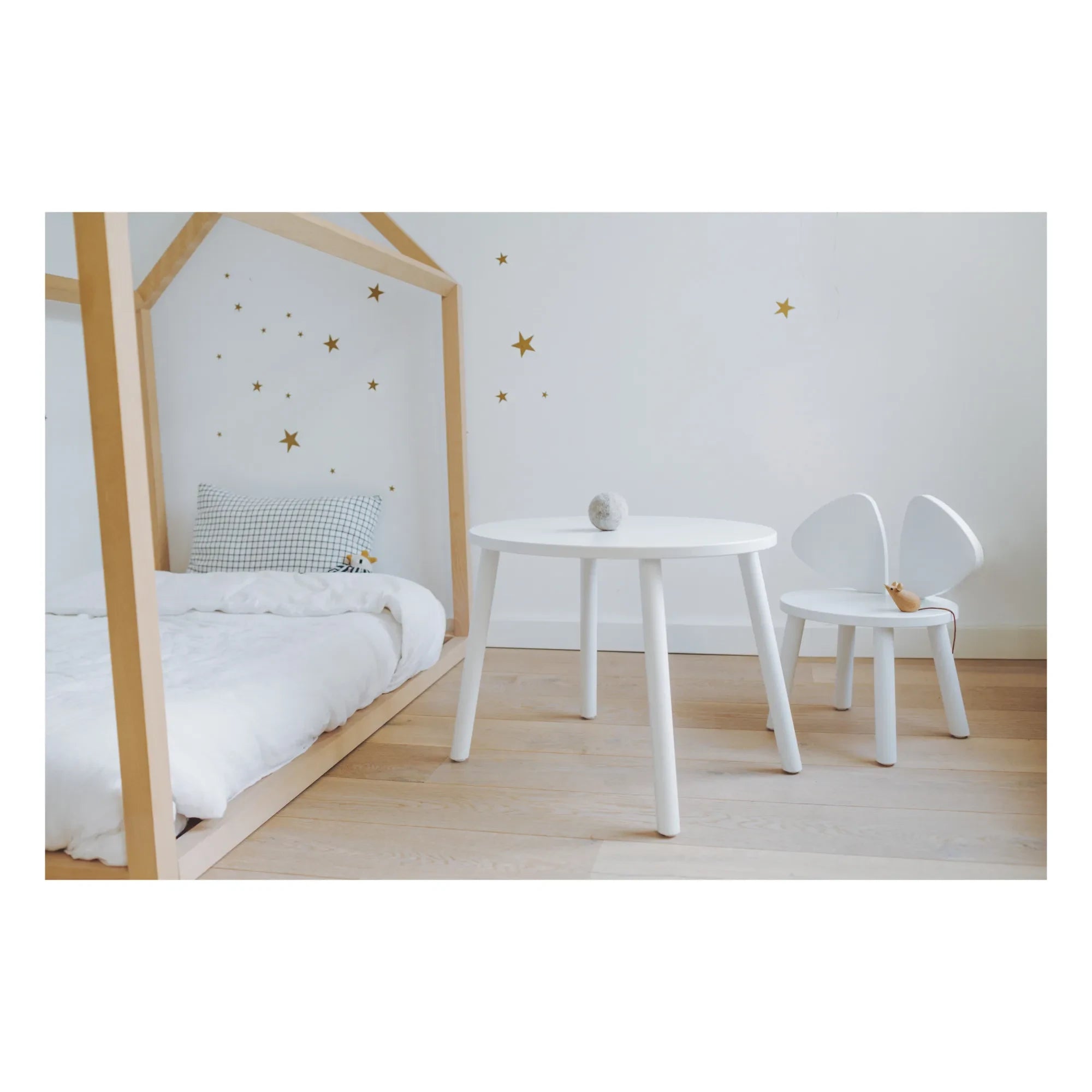 Nofred - Oak-colored Mouse Stool | White