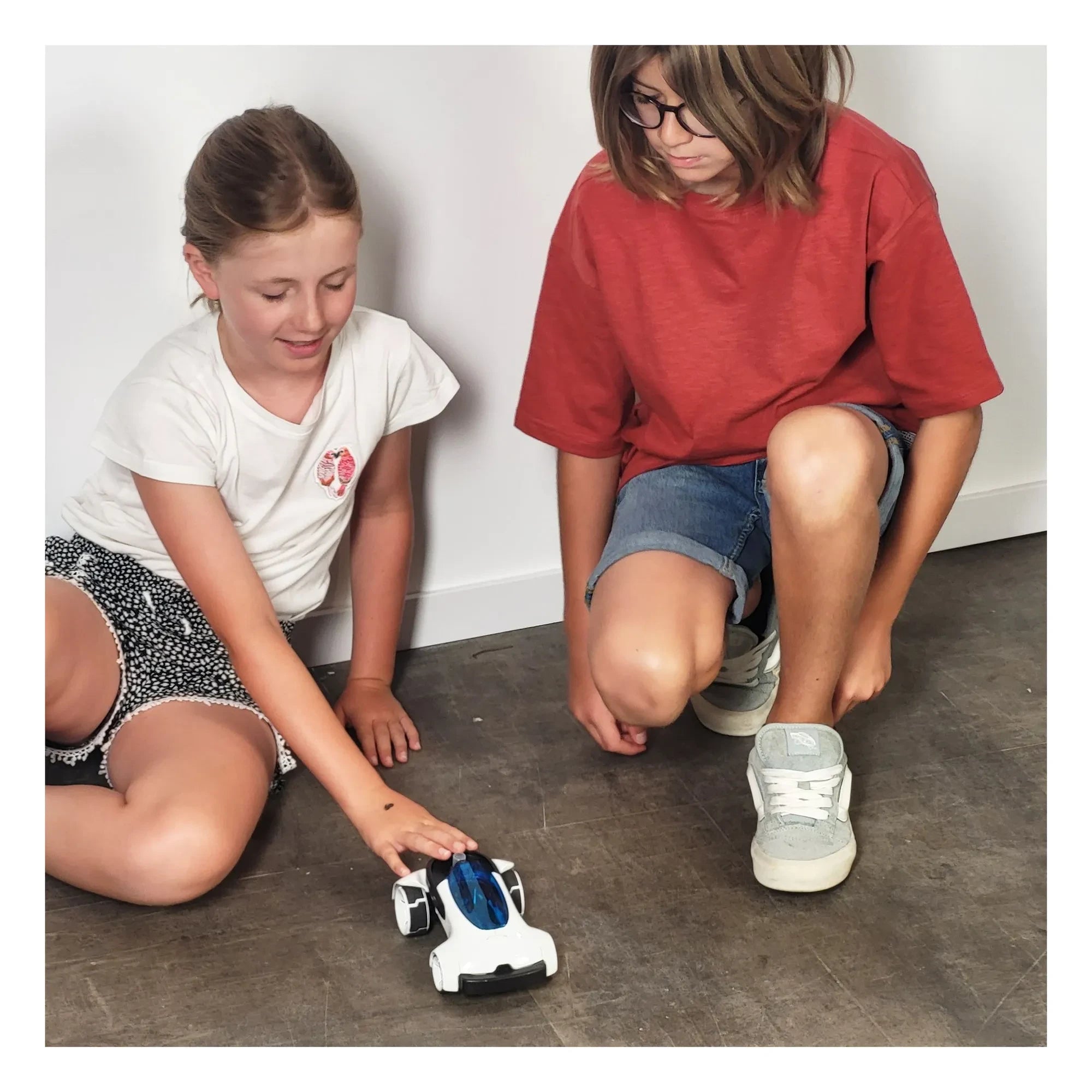 Buki - Hot Wheels Race Car