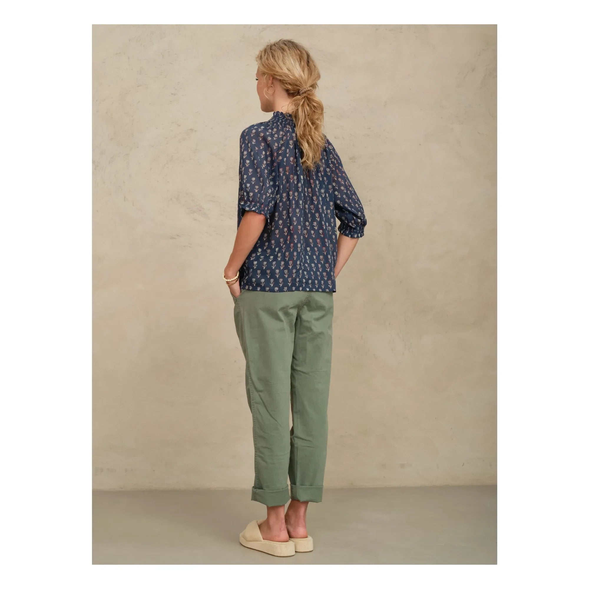 M.A.B.E. - Bee Cotton Blouse | Indigo