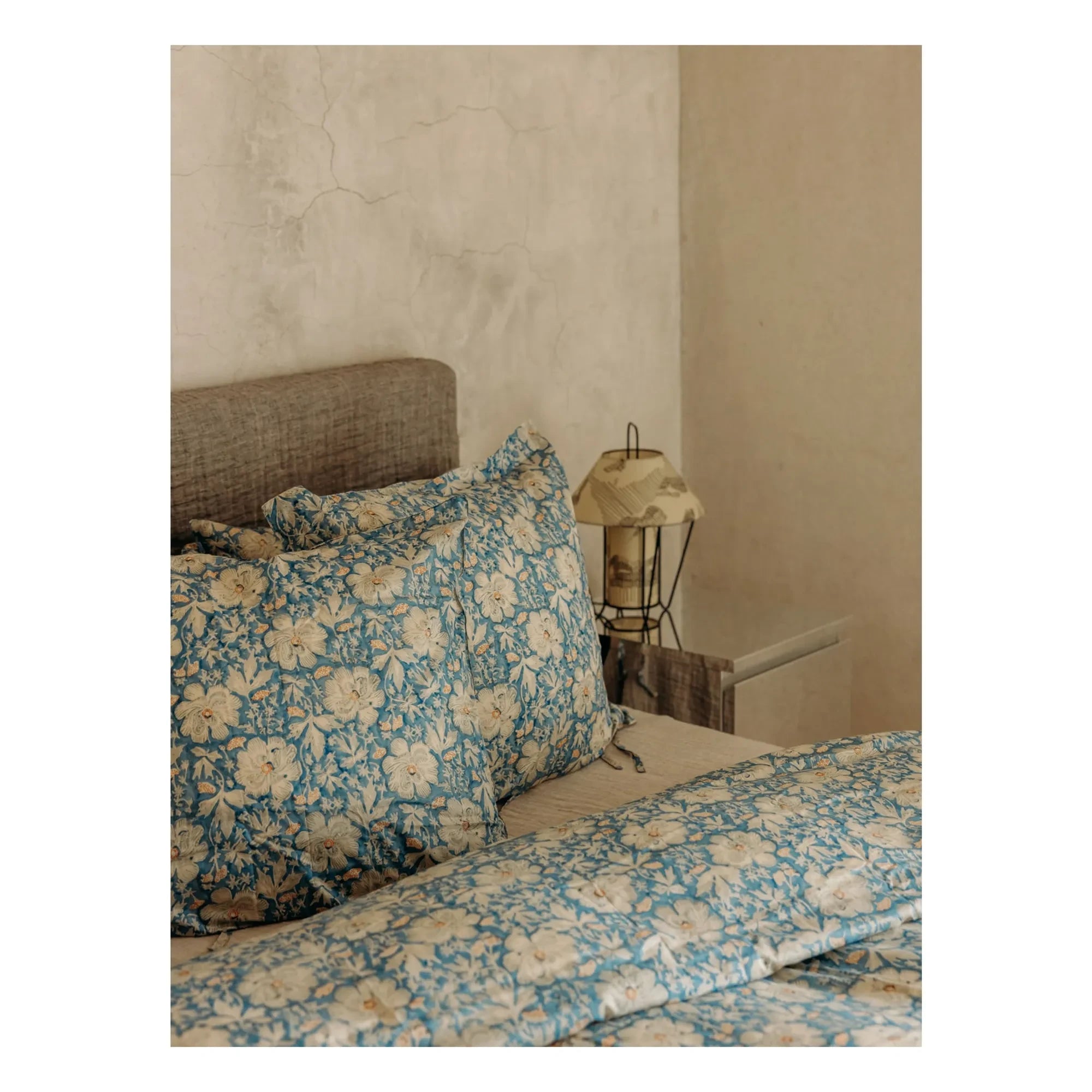 Le Monde Sauvage - Souffle Saint-Pétersbourg Duvet Cover Set | Blue