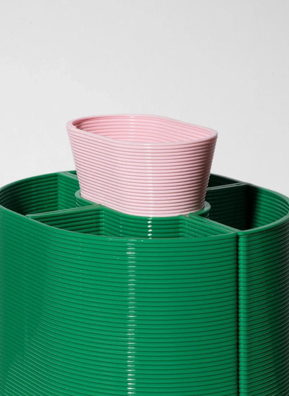 Warren & Laëtitia - Henri Pen Holder | Green