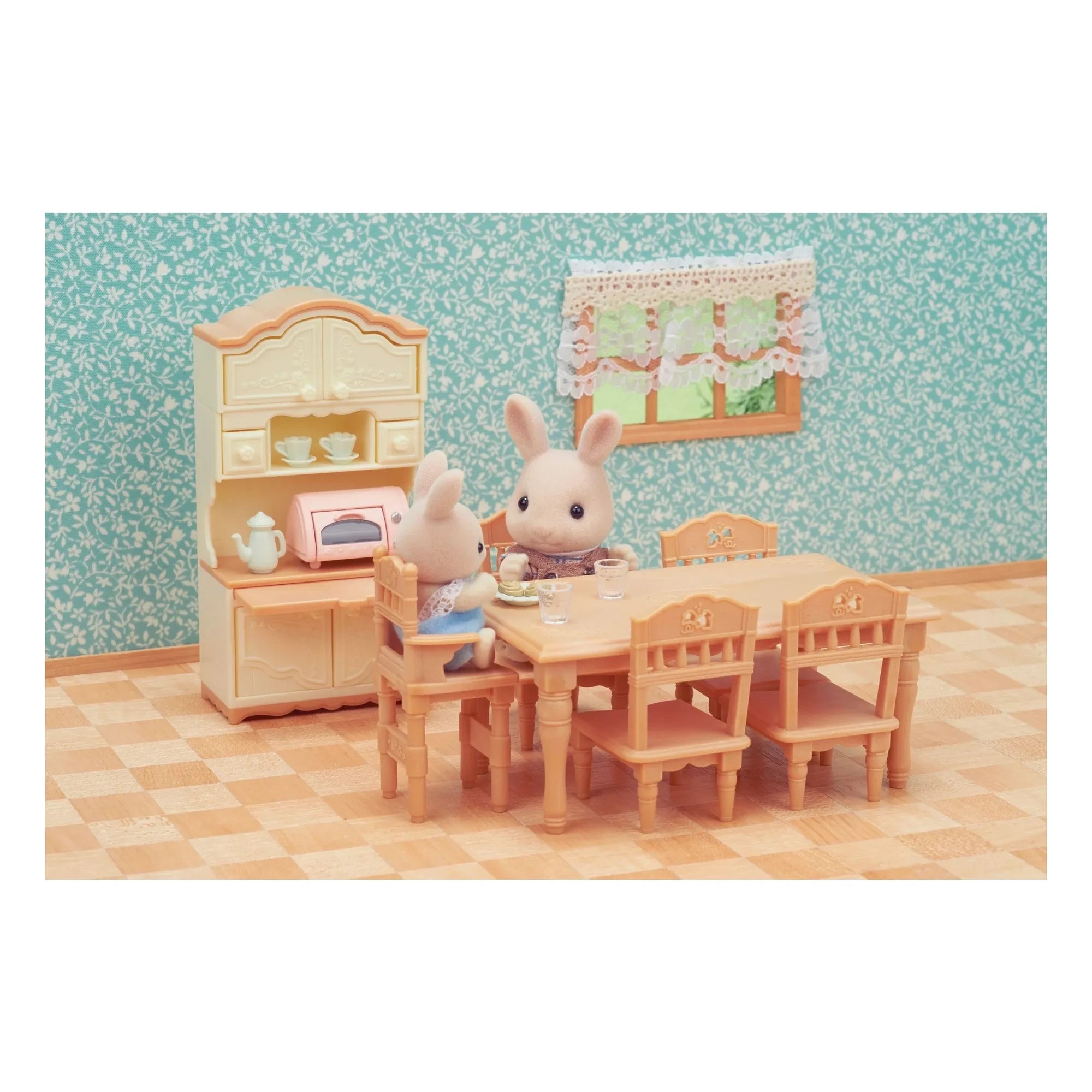 Sylvanian Families - Dining Room