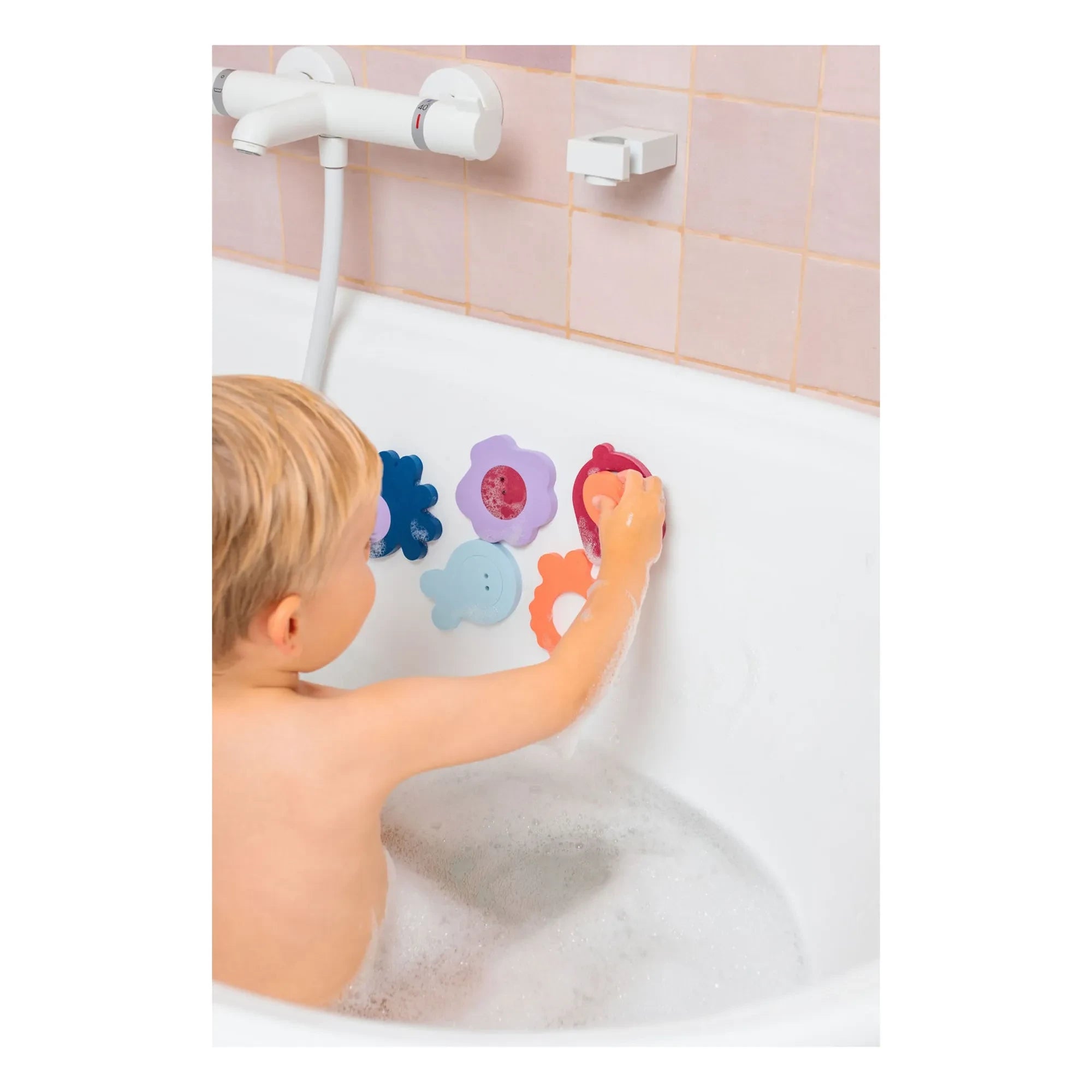 Quut - Seaside Bath Puzzle | Burgundy