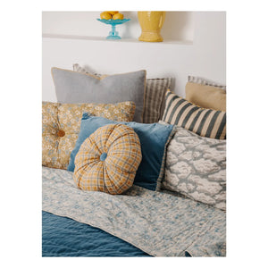Le Monde Sauvage - Boréal Florence pillow | Yellow