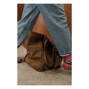 Rose in April - Elisa Tartan tote bag | Brown