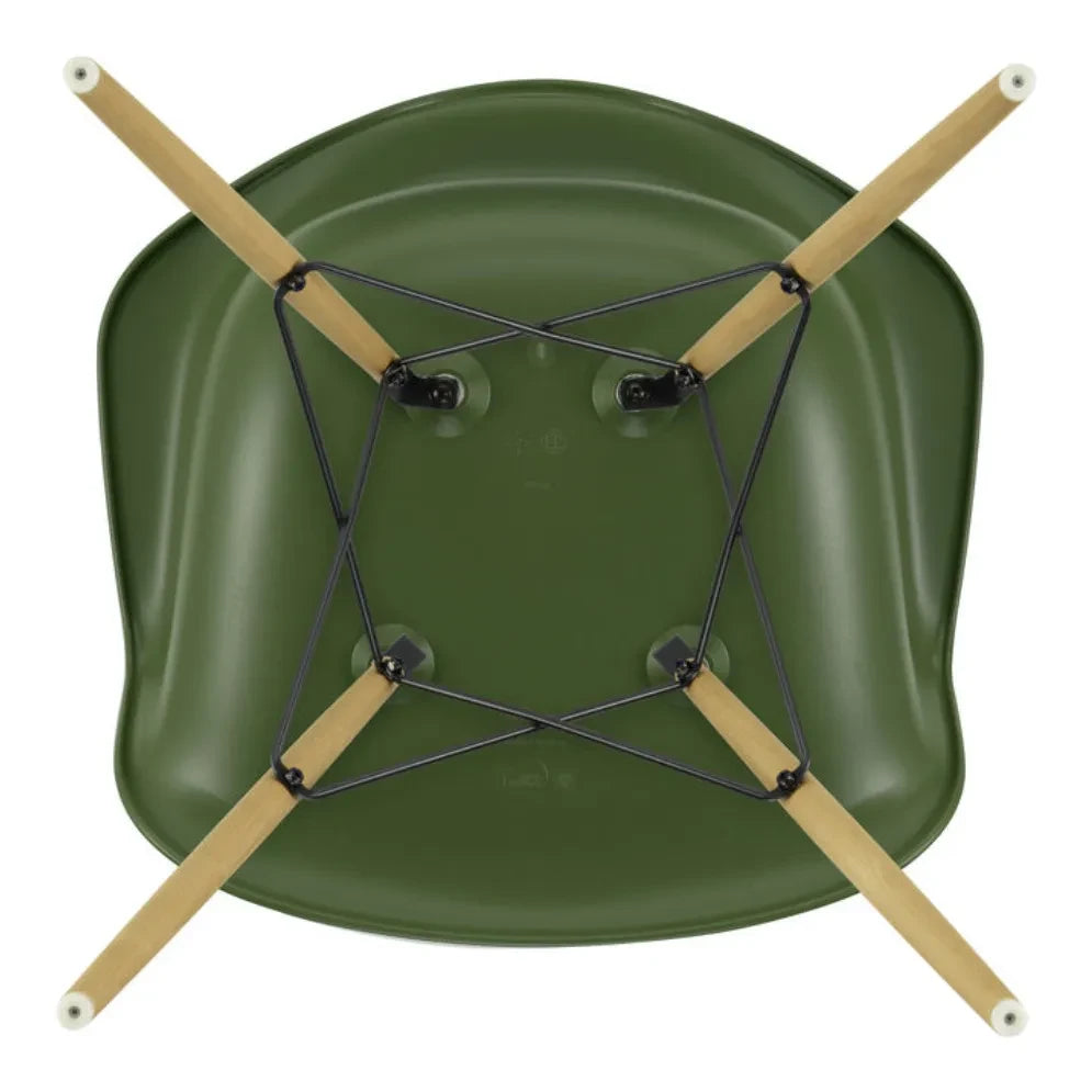 Vitra - DAW chair - maple wood base - Charles & Ray Eames | Forest
