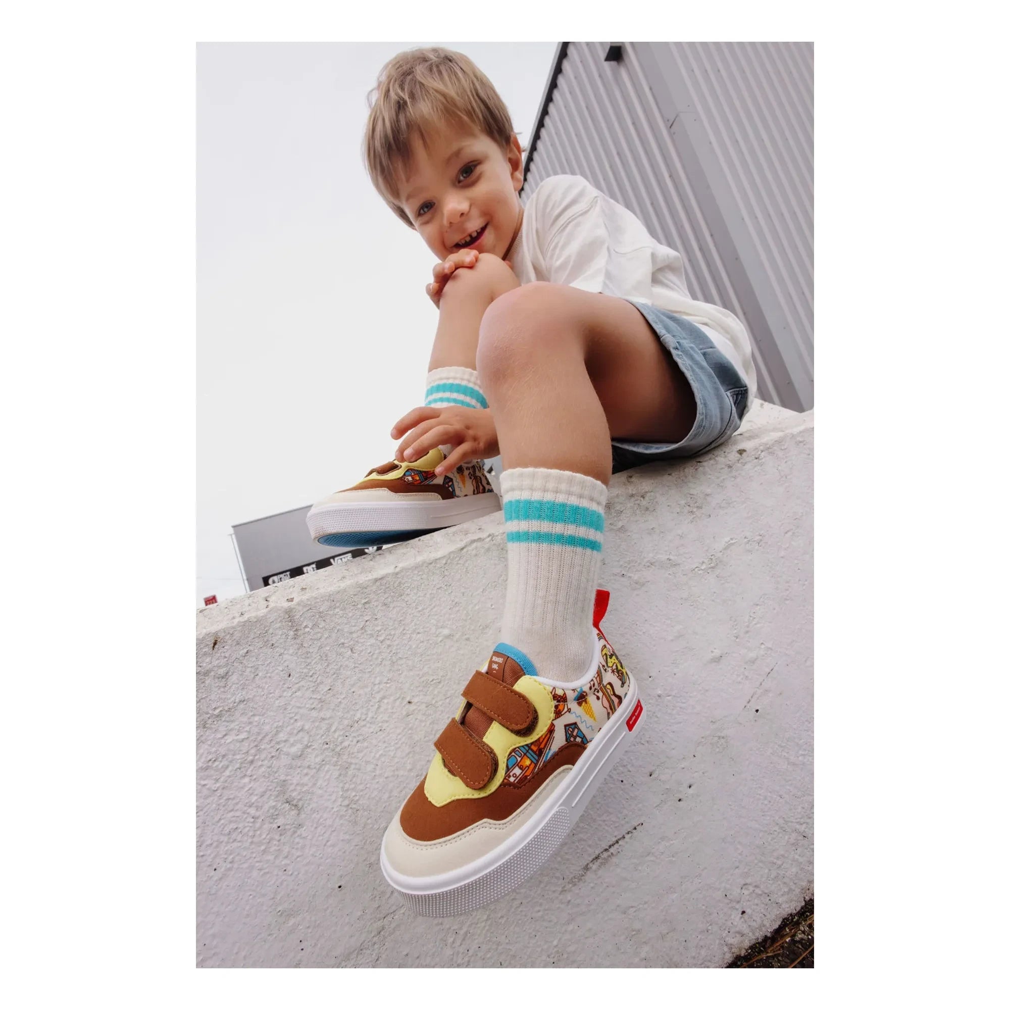 Hello Hossy - San Francisco Scratch Detailed Sneakers | Brown