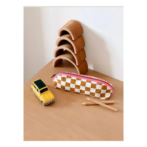 Rose in April - Gaston Damier pencil case | Caramel