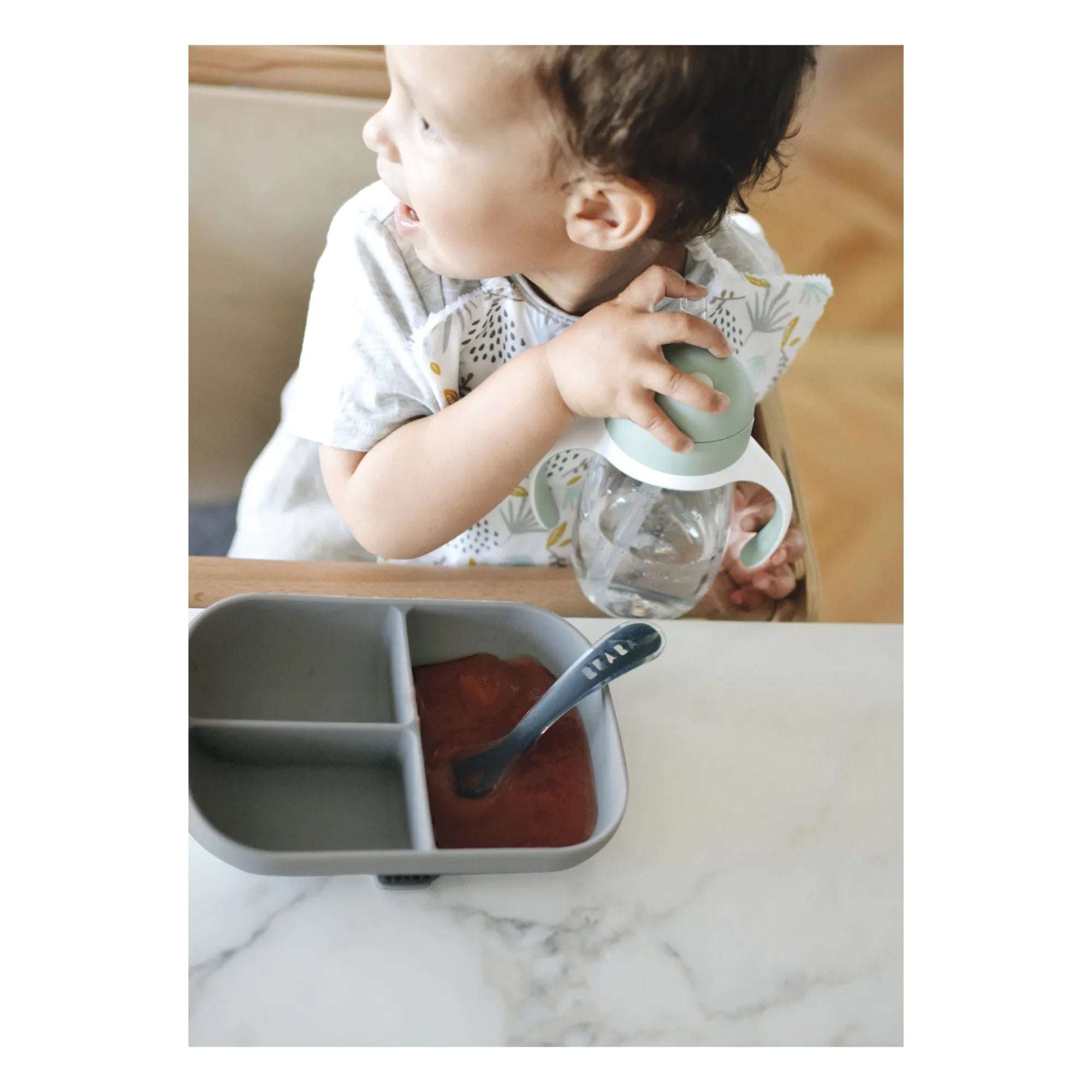 Béaba - Compartmentalized Silicone Plate | Charcoal Gray