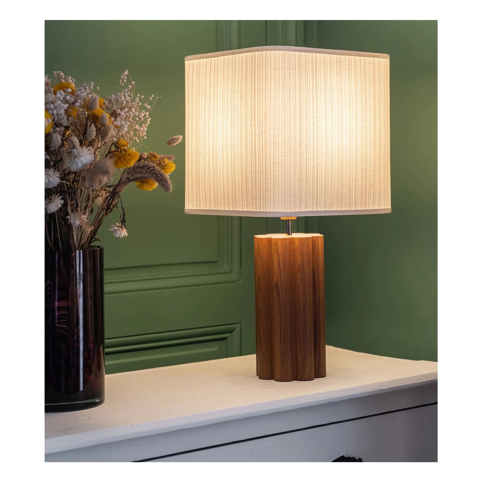 The Socialite Family - Iroko Veneered Beech Body and Pleated Cotton Gioia Table Lamp - EU Version (220 V) | Iroko