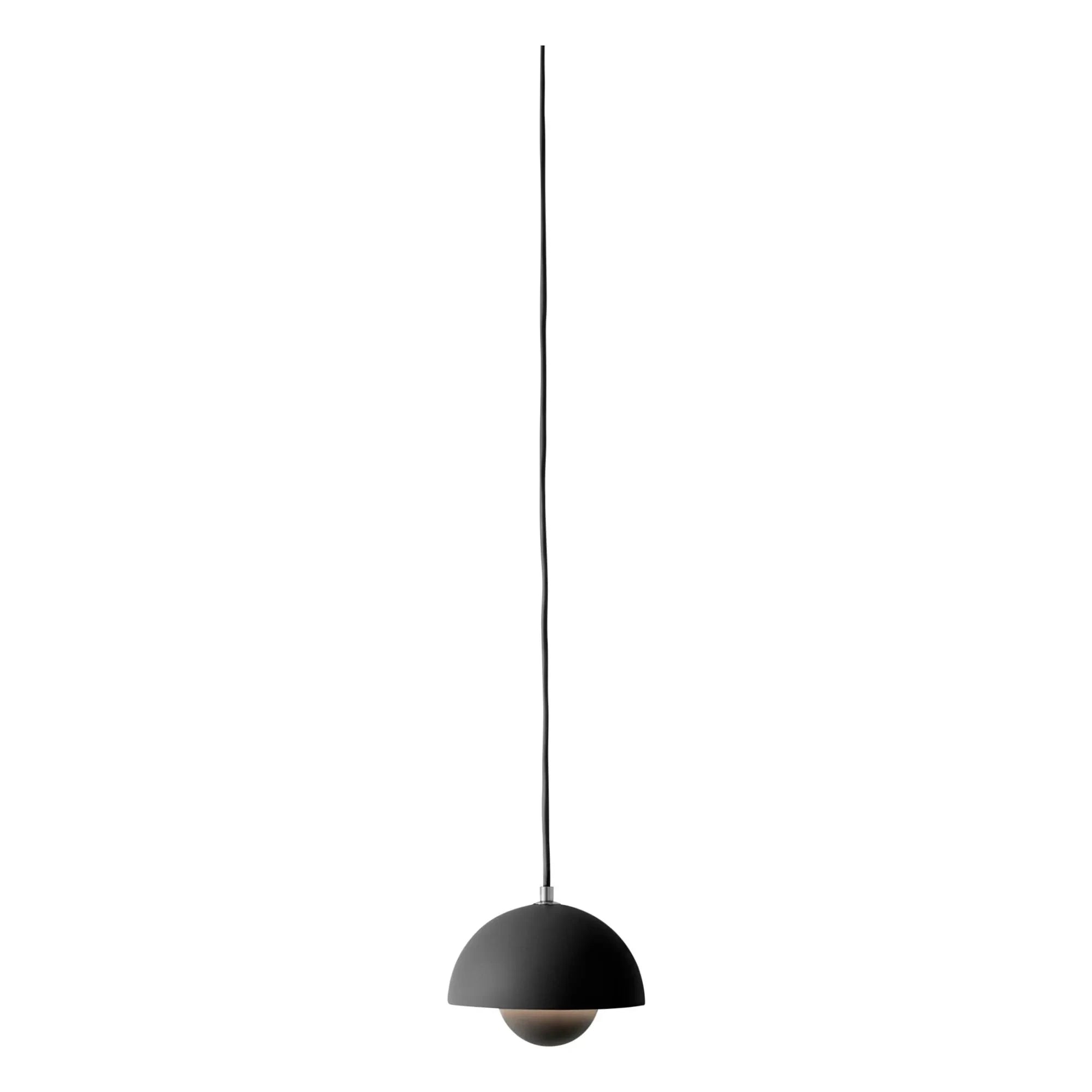 & Tradition - Flowerpot VP10 sarkıt lamba, Verner Panton | Siyah