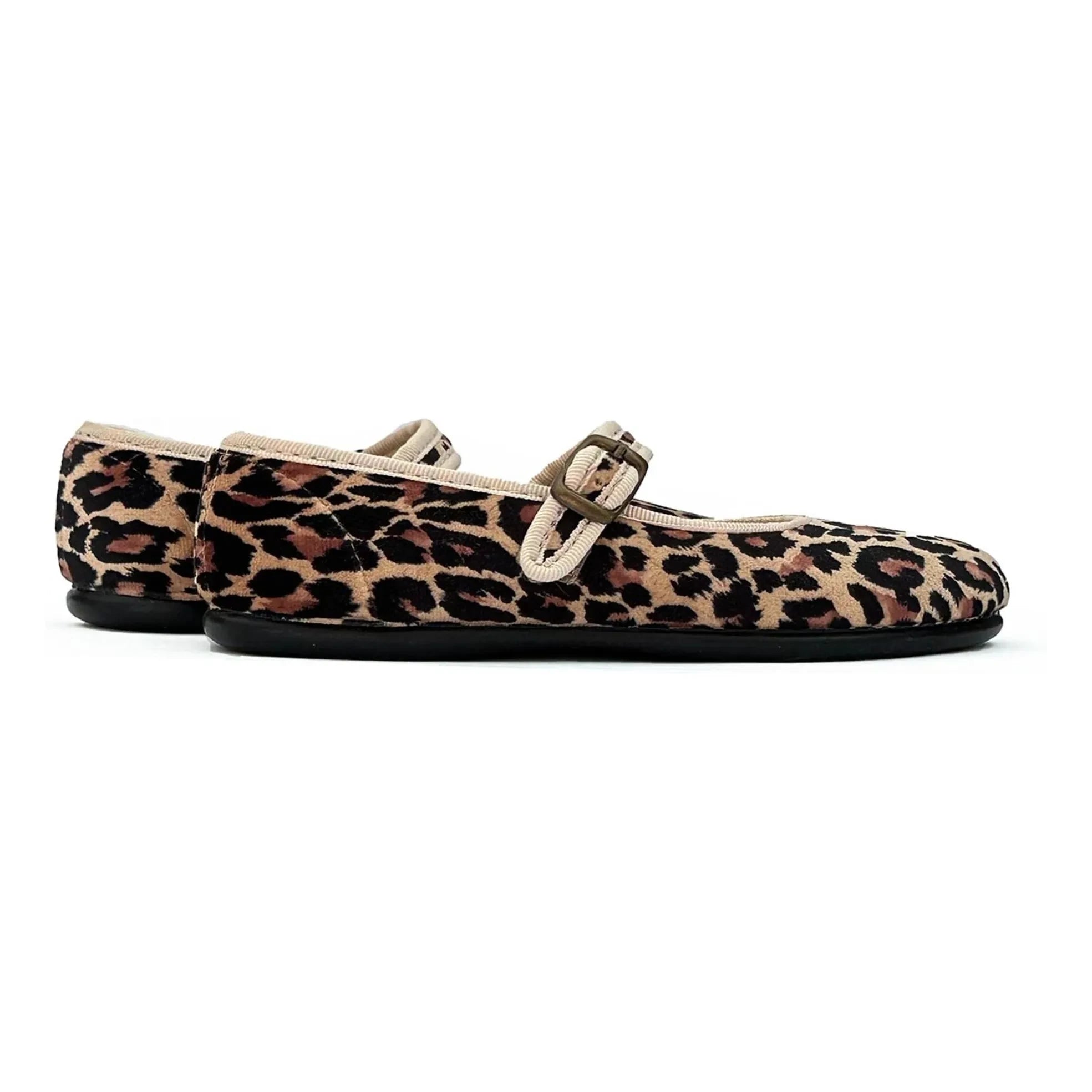 Hermosilla - Africa Ballet Flats - Women's collection | Leopard