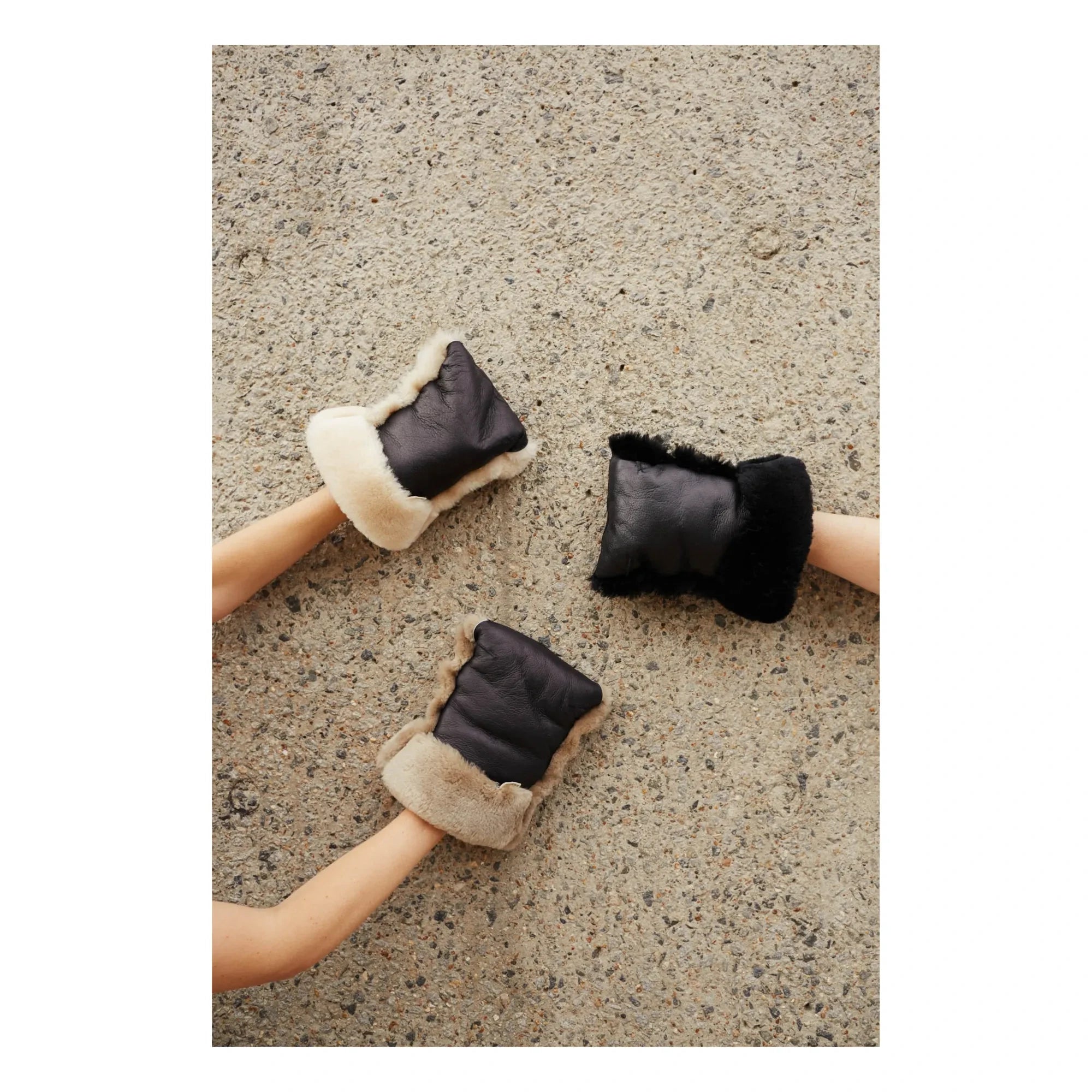 BINIBAMBA - Lambskin Baby Stroller Gloves | Toast