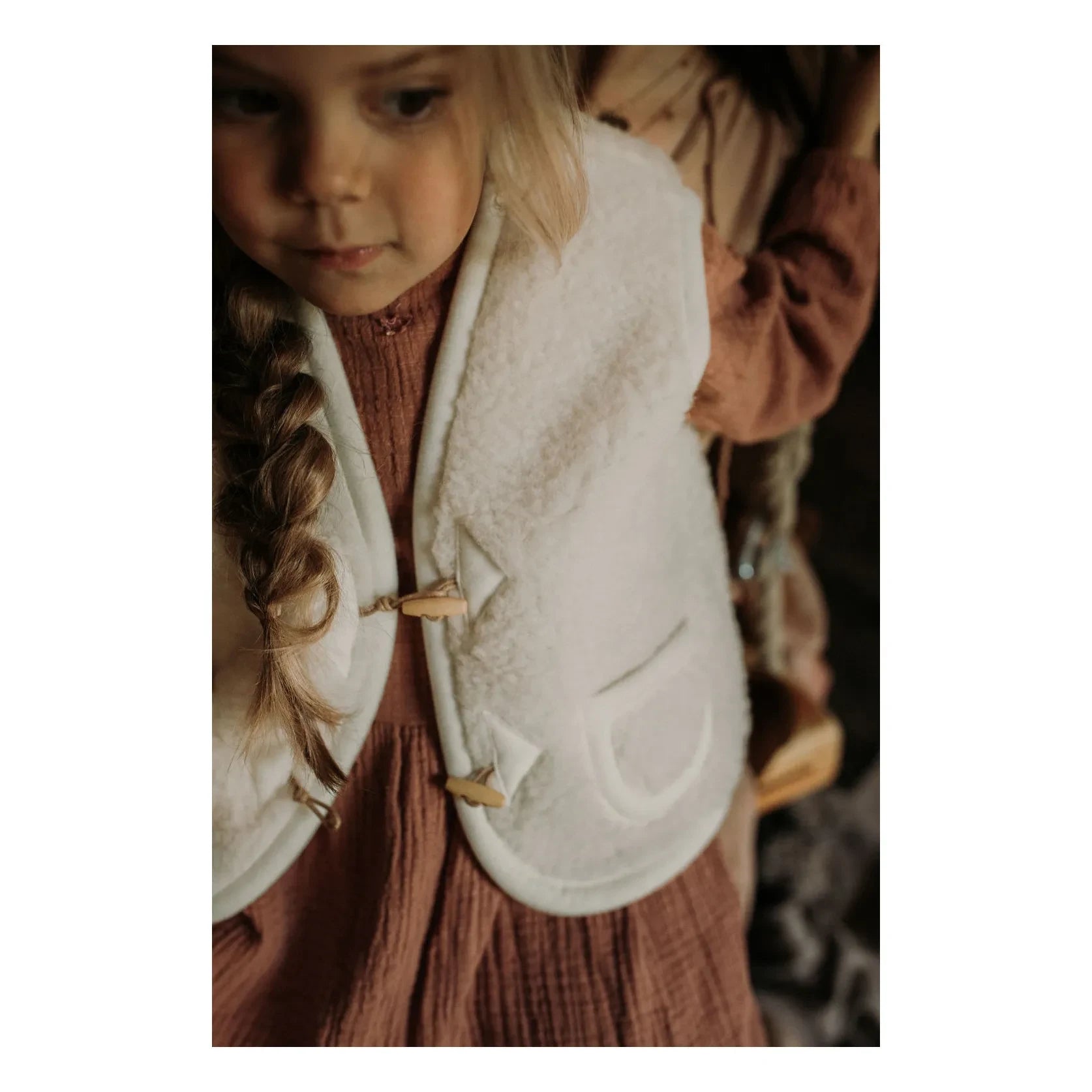 Alwero - Alpine Sleeveless Vest | Off-white