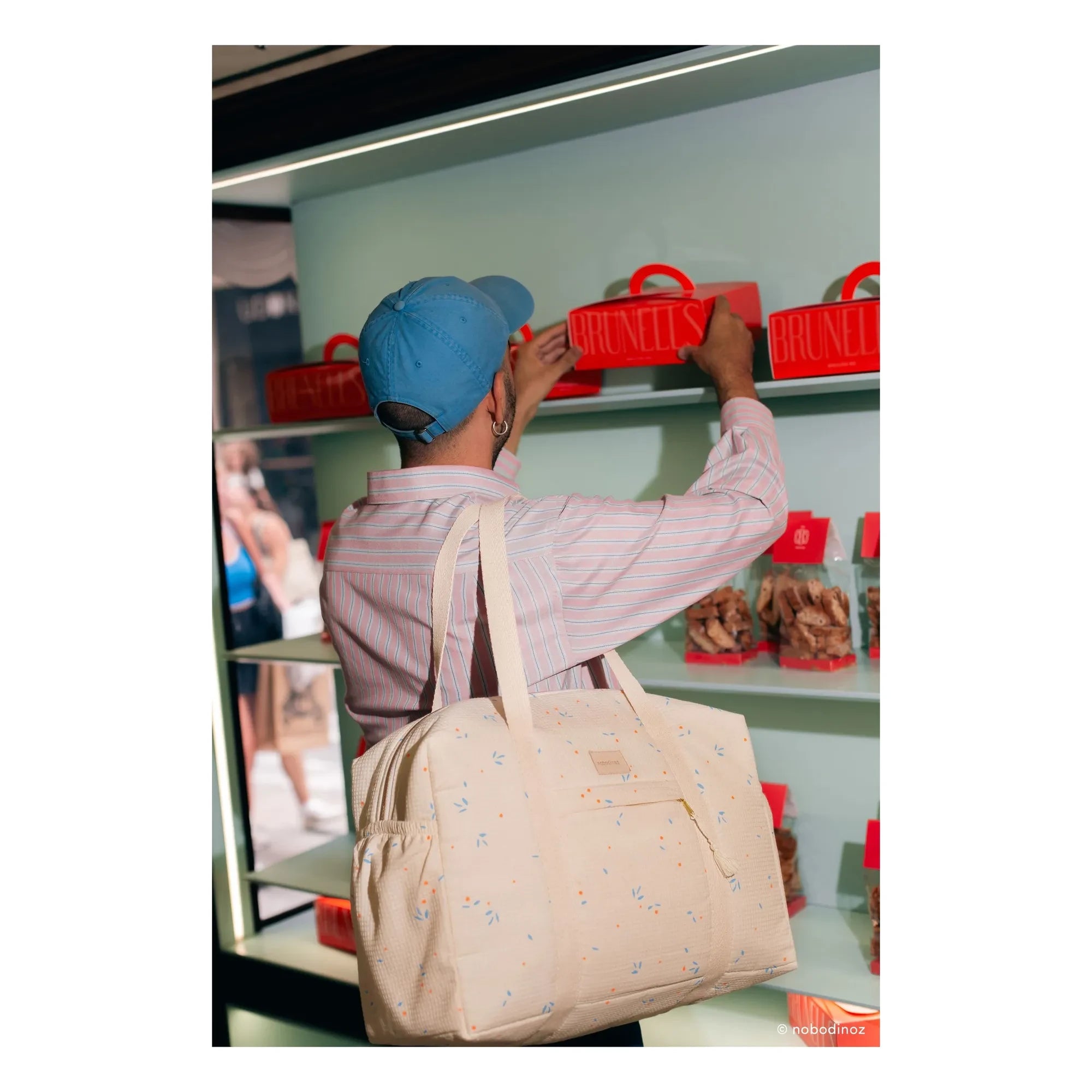 Nobodinoz - Waterproof Diaper Bag Opera Orange Cherries | Beige