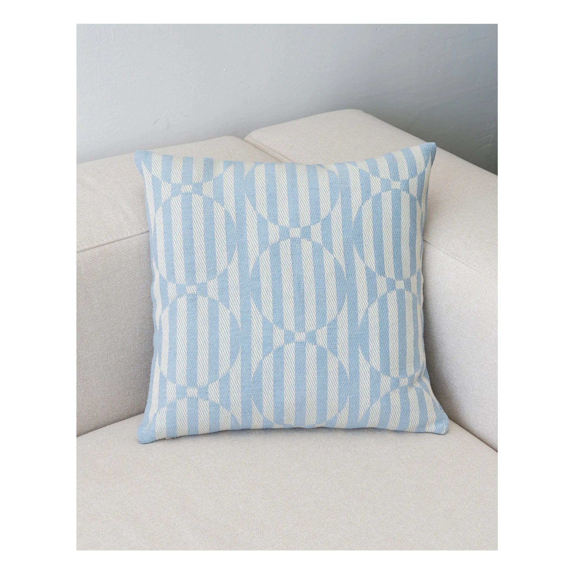 Tarta Gelatina - Polka Dot Pillowcase | Light Blue