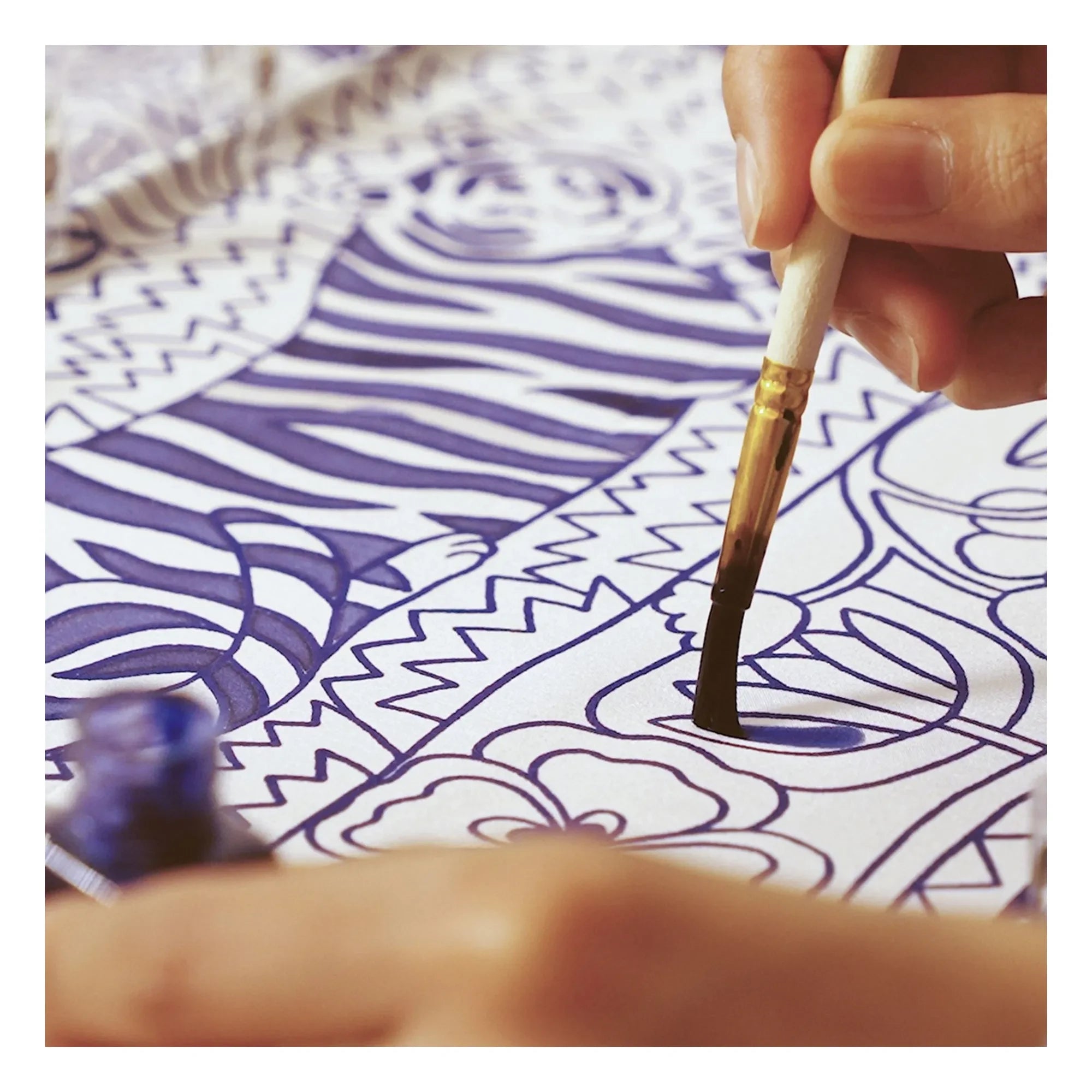 Djeco - Workshop 10 - Silk Painting