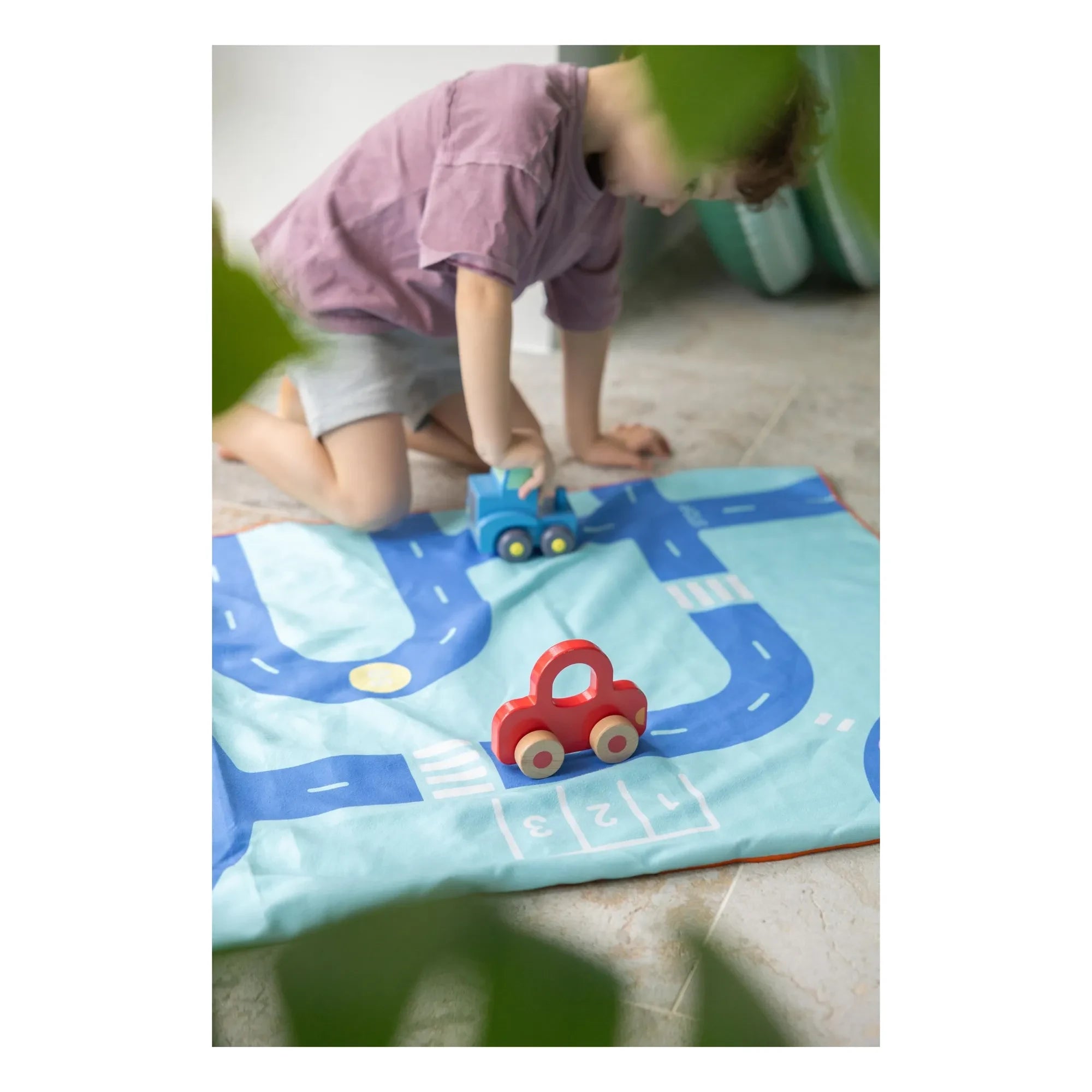 Quut - Circuit microfiber beach towel | Blue