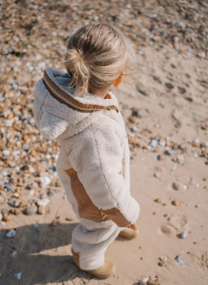 Töastie - Cloud Sherpa Waterproof Jacket Made from Recycled Fibers | Sand