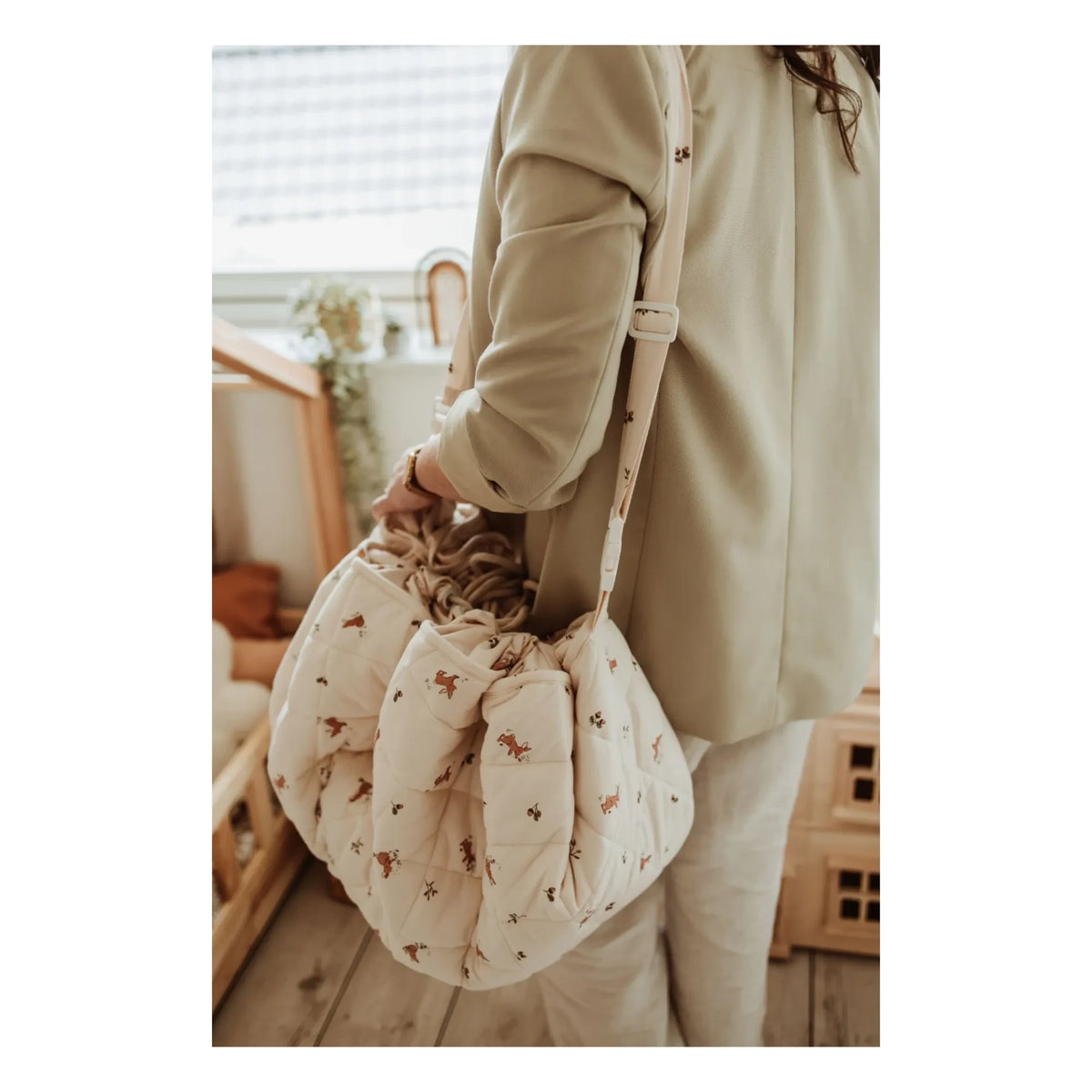 Play and Go - Noomad Bag / Play Mat - Bunnies | Nude