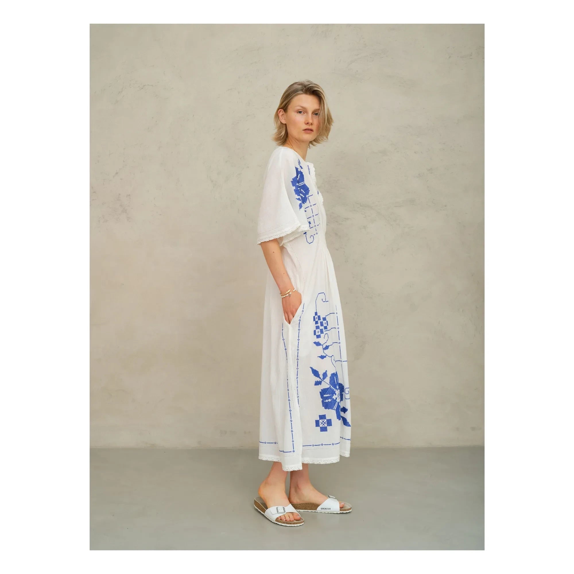 M.A.B.E. - Laney Embroidered Dress | Blue