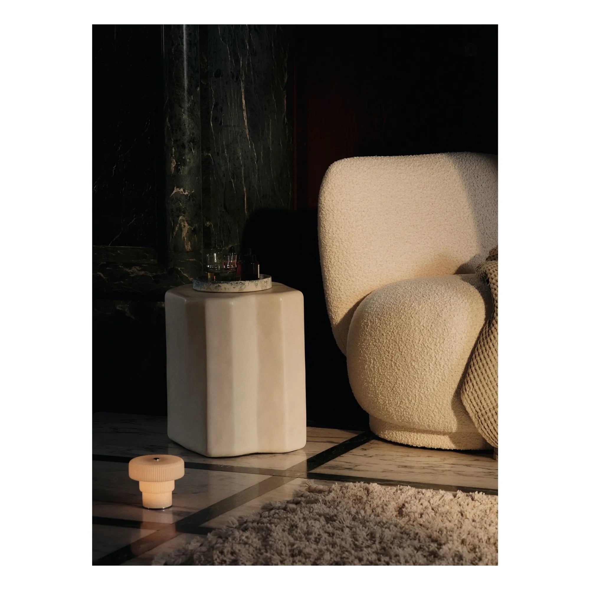 Ferm Living - Rico Piccolo kıvrımlı kumaş berjer | Krem