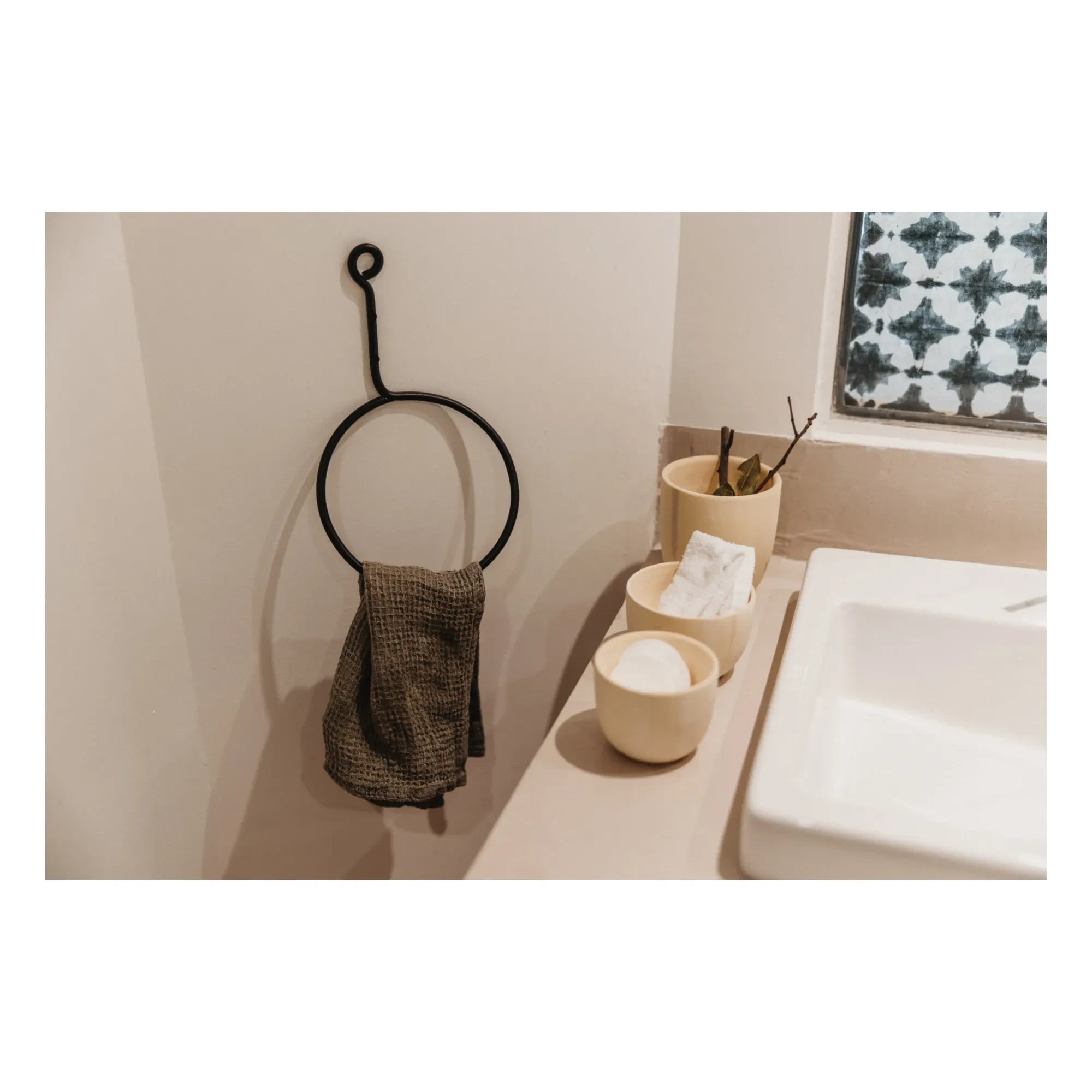 Cosydar - Black Towel Rack