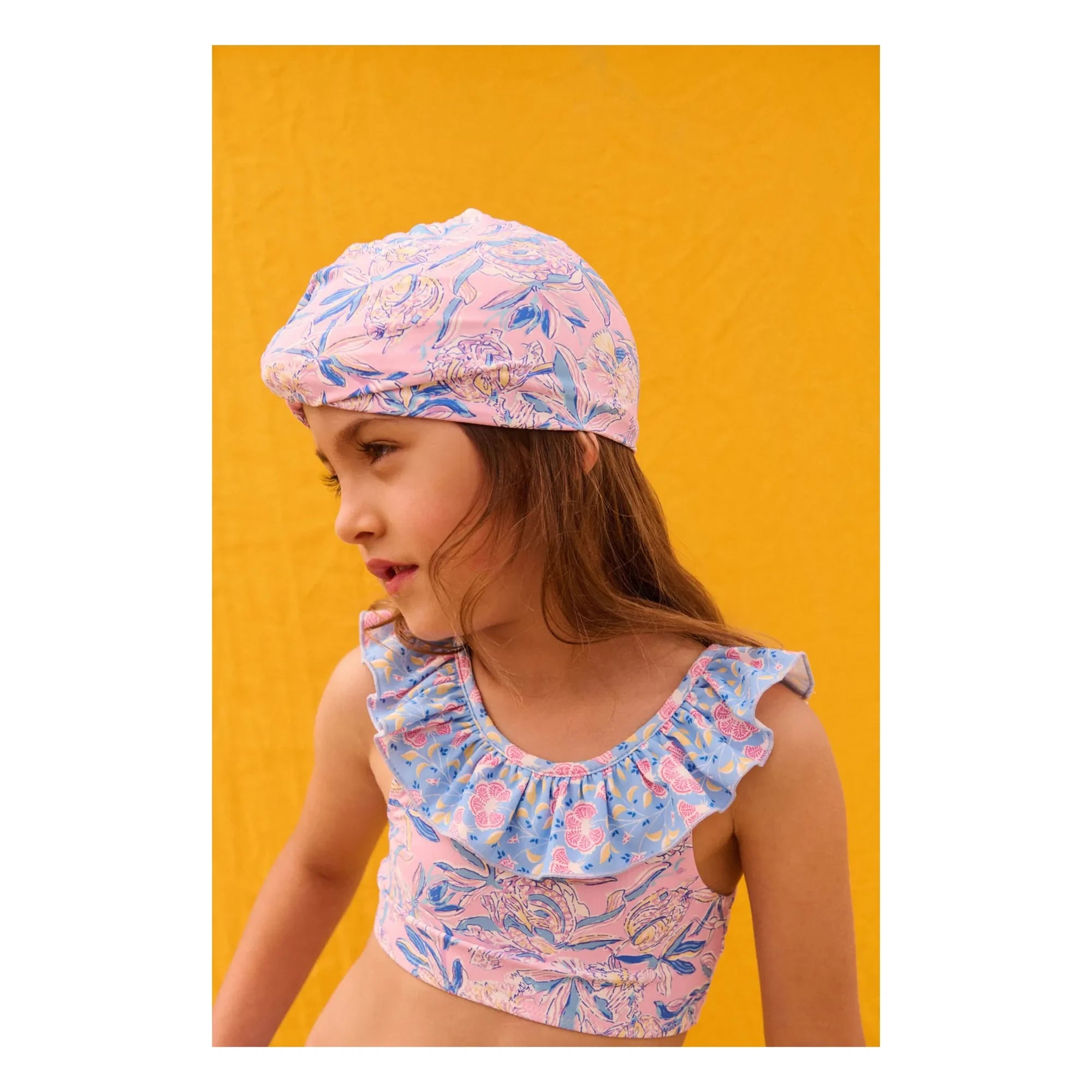 Louise Misha - Abina Floral Pattern Bath Towel Made from Recycled Fibers | Blue