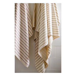 La cerise sur le gâteau - Marina Beach Towel | Purple
