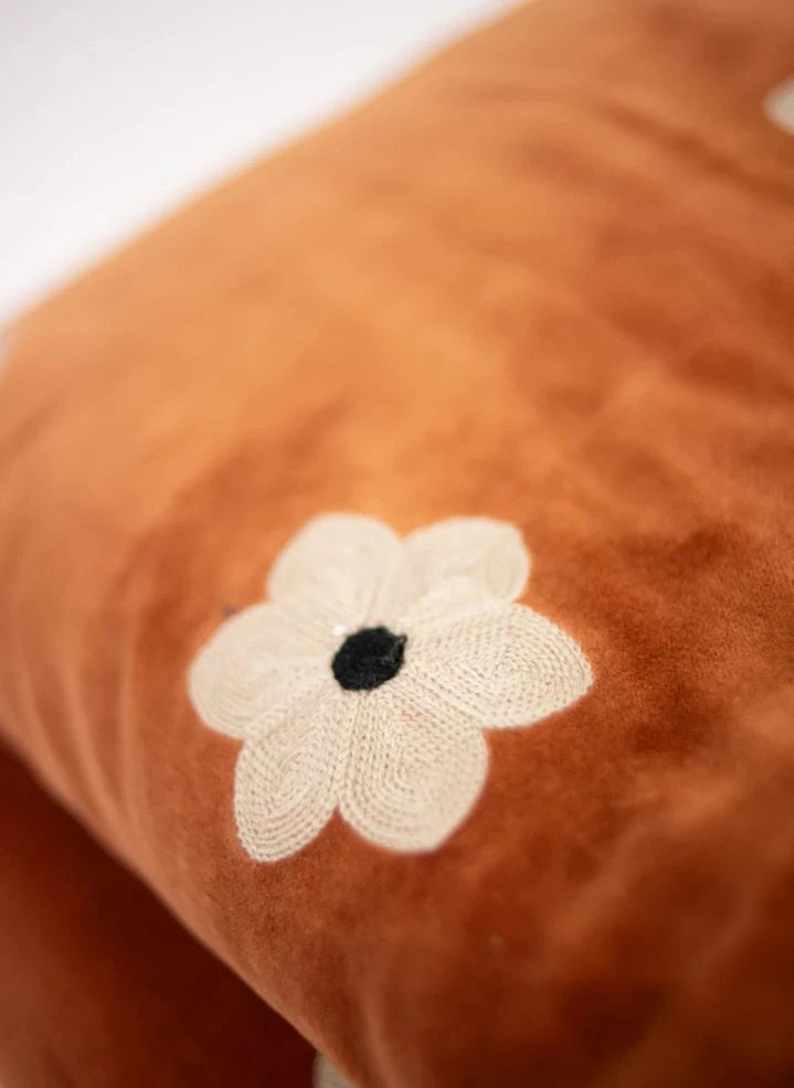 Olsson & Jensen - Daisy Velvet Quilt | Rust