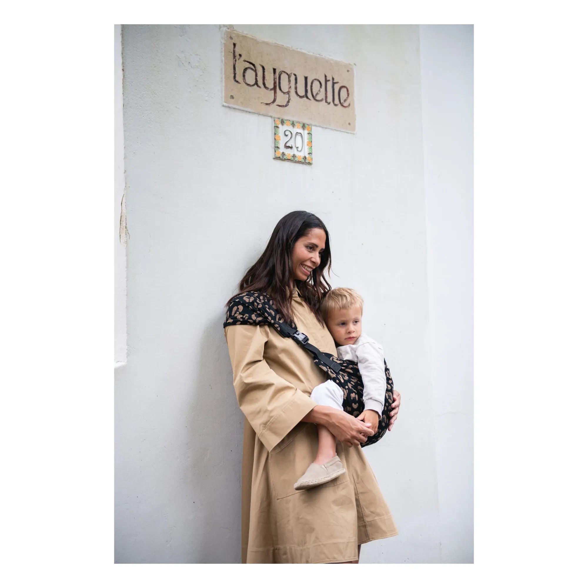Mama Hangs - Carry & Walk Baby Carrier | Black Leopard
