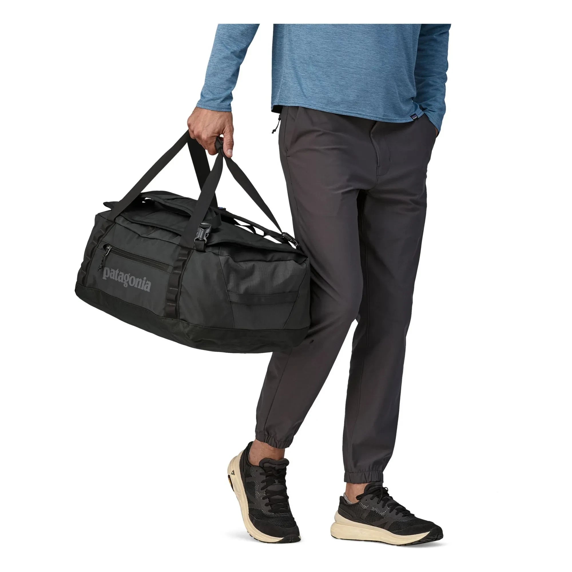Patagonia - Black Hole Duffle 40L Recycled Fiber Backpack | Black