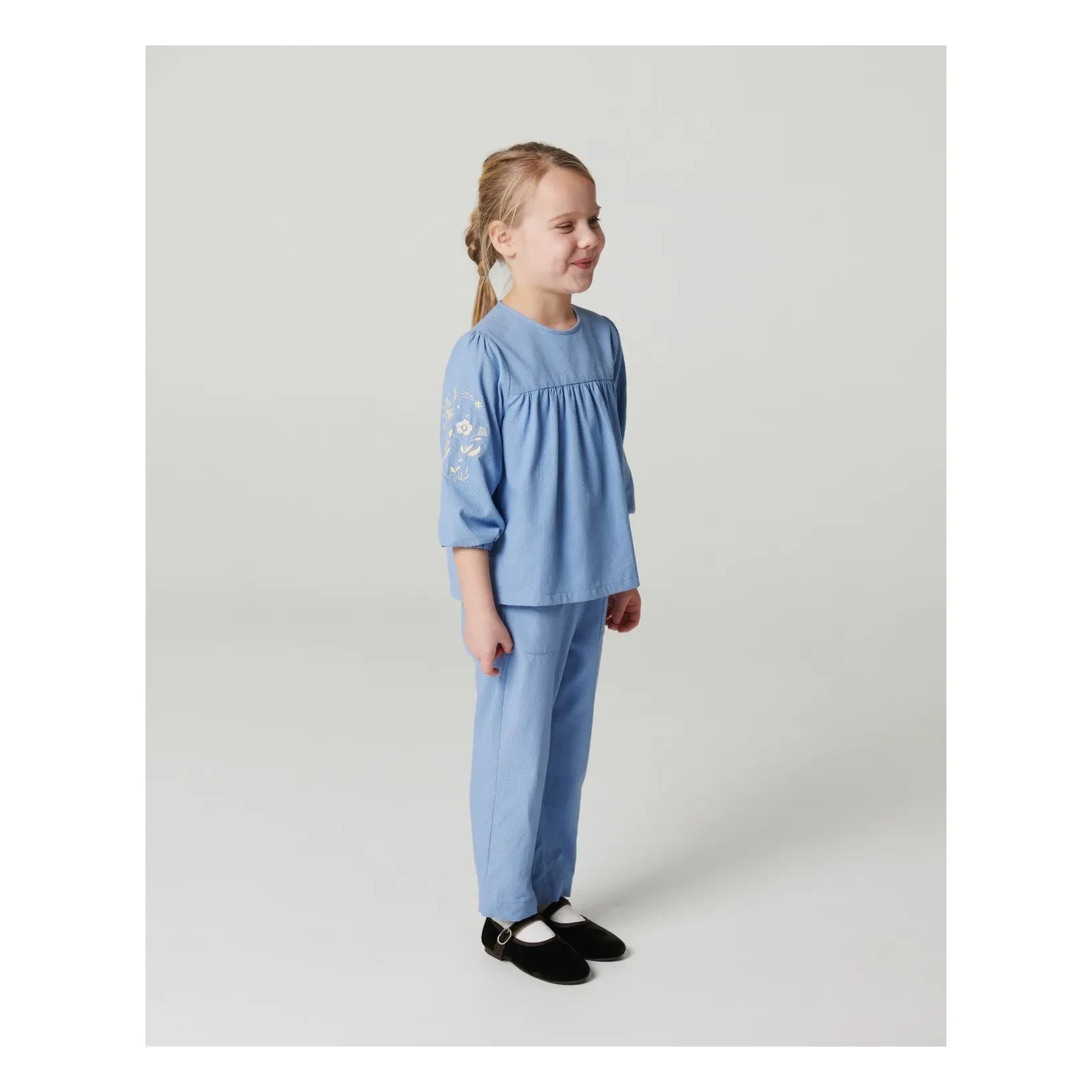 Copenhagen Colors - Organic Cotton Large-Pocket Trousers | Light Blue