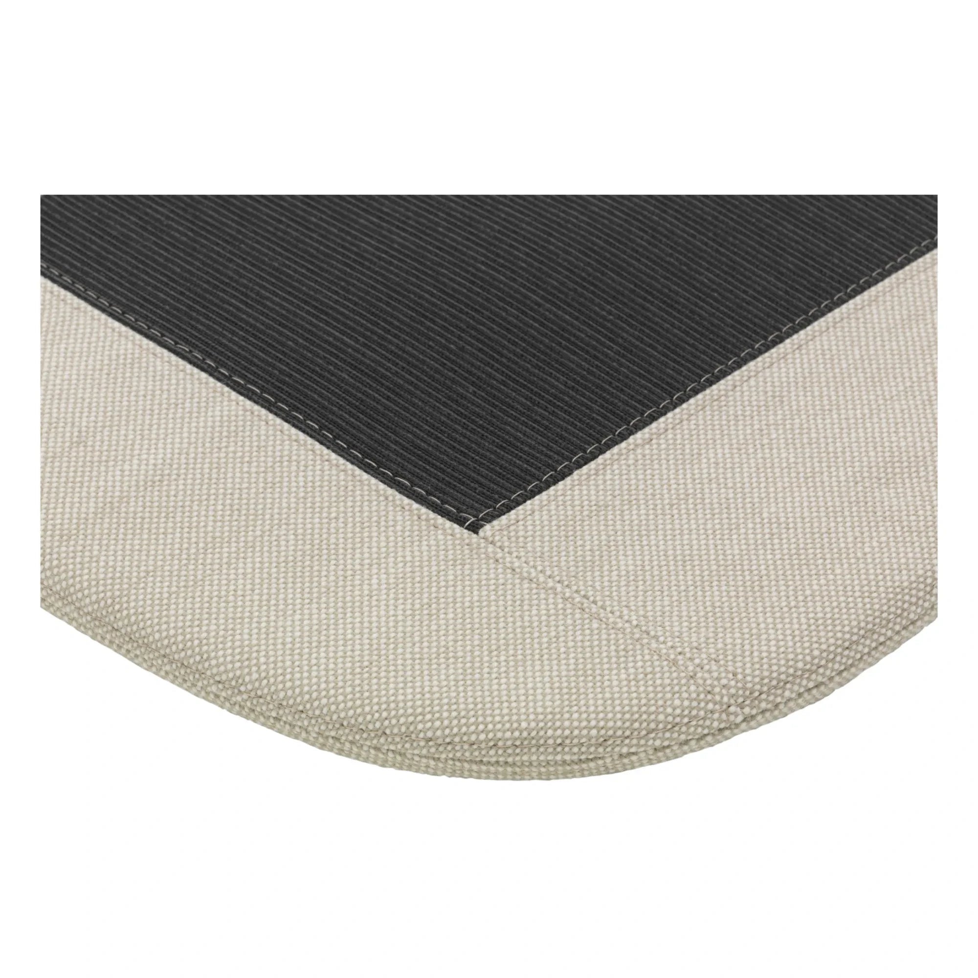 Vitra - Tip B Armchair | Beige